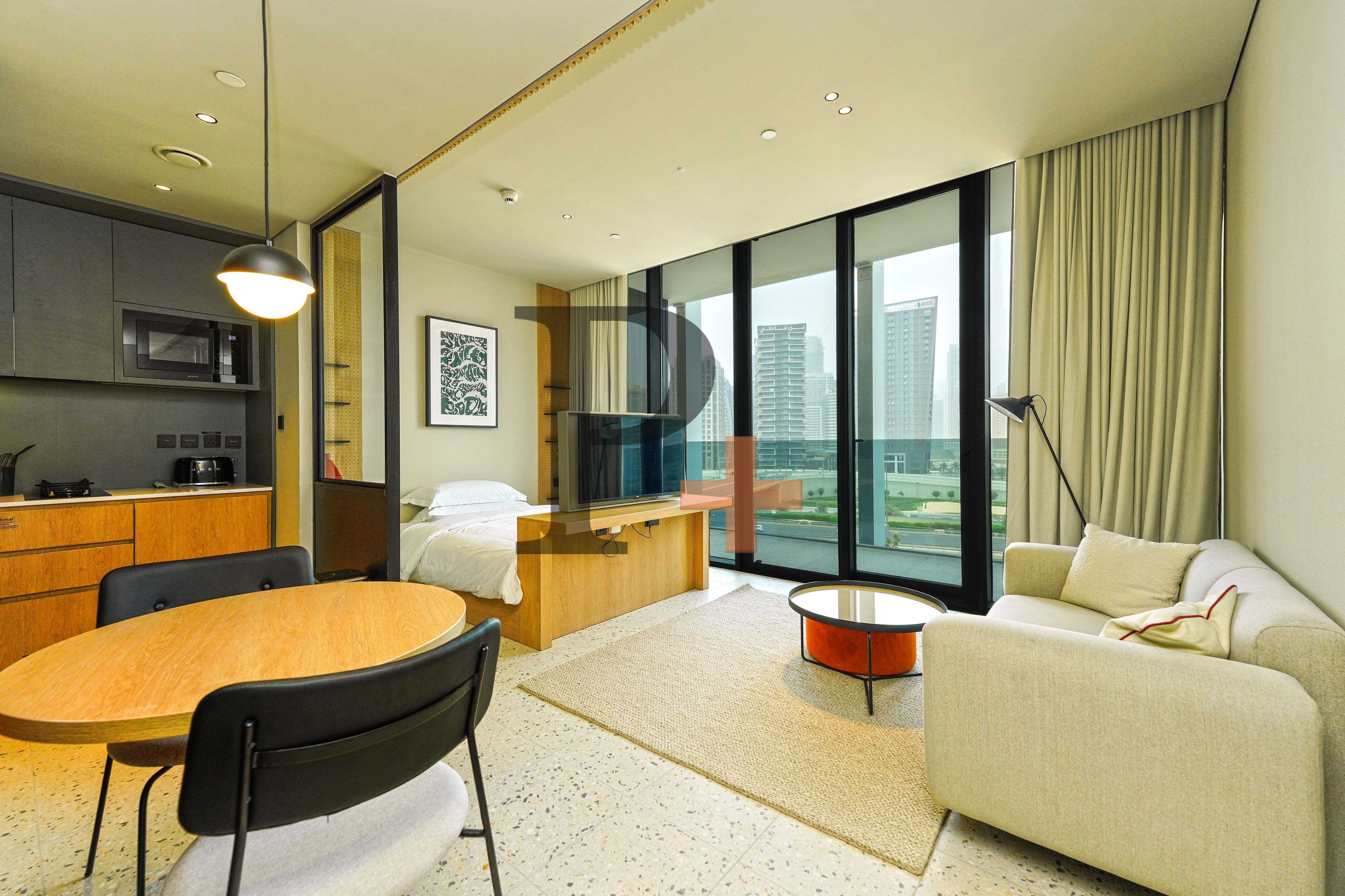 UPSIDE Studio | Top Floor, Furnished, Hotel Living