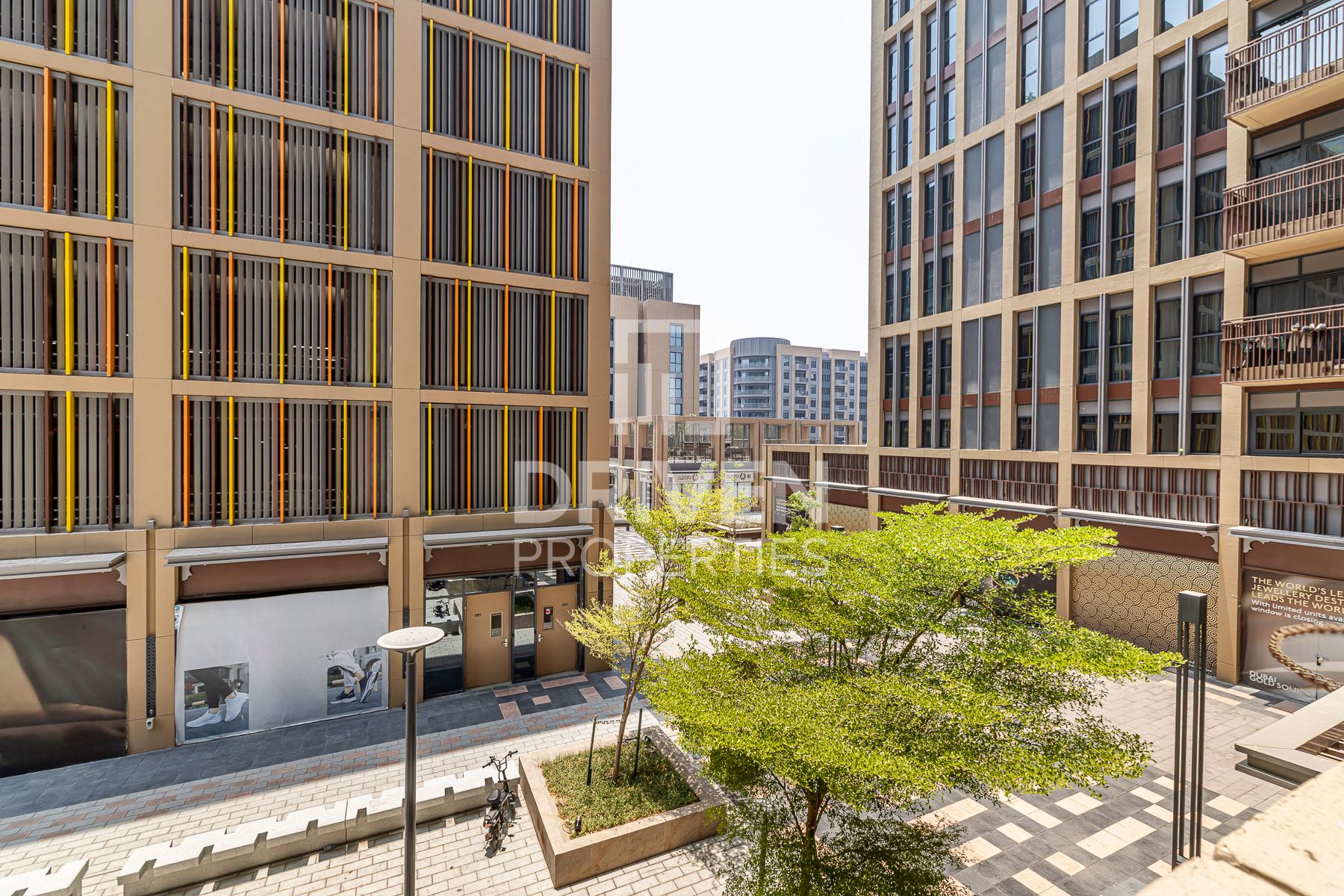 Modern and Spacious Unit | Ready to Move In