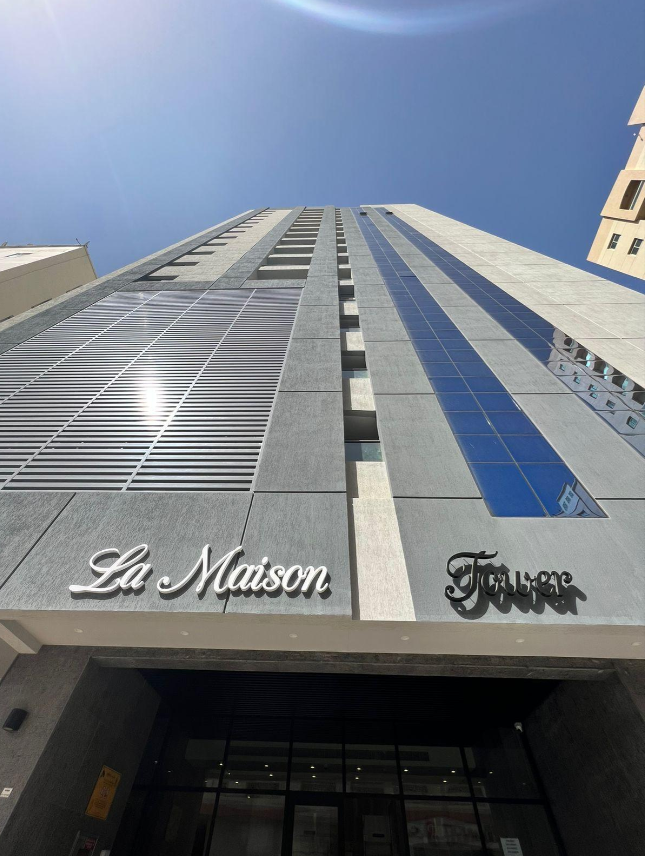 3 spacious bedrooms flat , Ajman