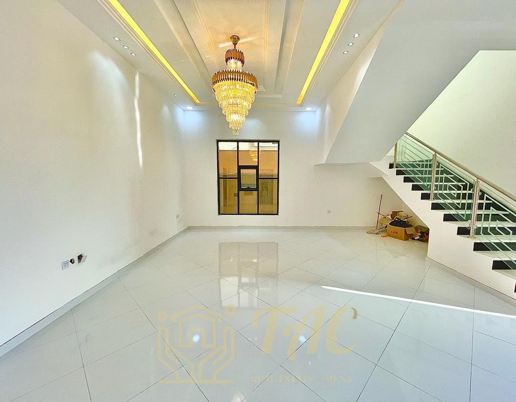Villa for sale in Ajman Al Yasmeen, luxurious finishing, prime location