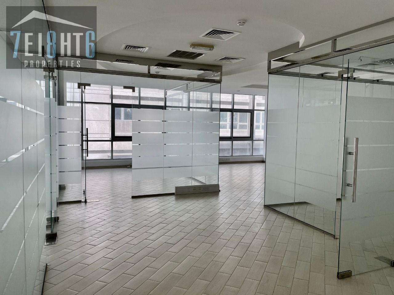 Vastu compliant || Easy access || Spacious || Office for rent in Barsha 1