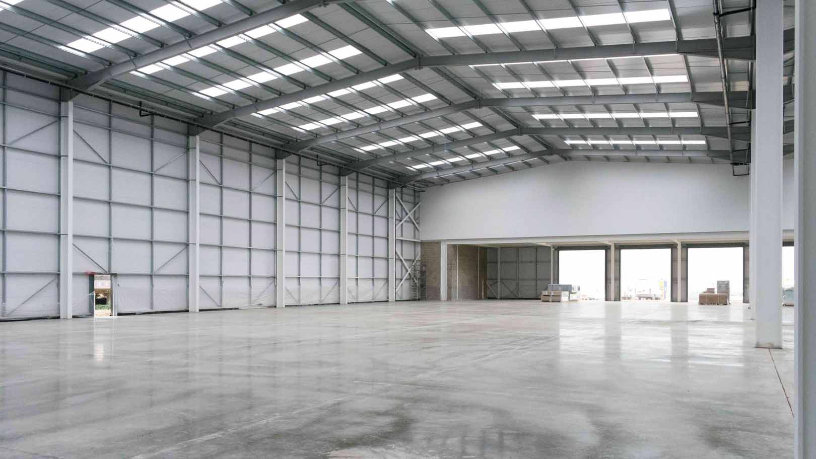 FREEHOLD WAREHOUSE FOR ALL NATIONALITIES | 18 MONTH INTEREST FREE PAYMENT PLAN