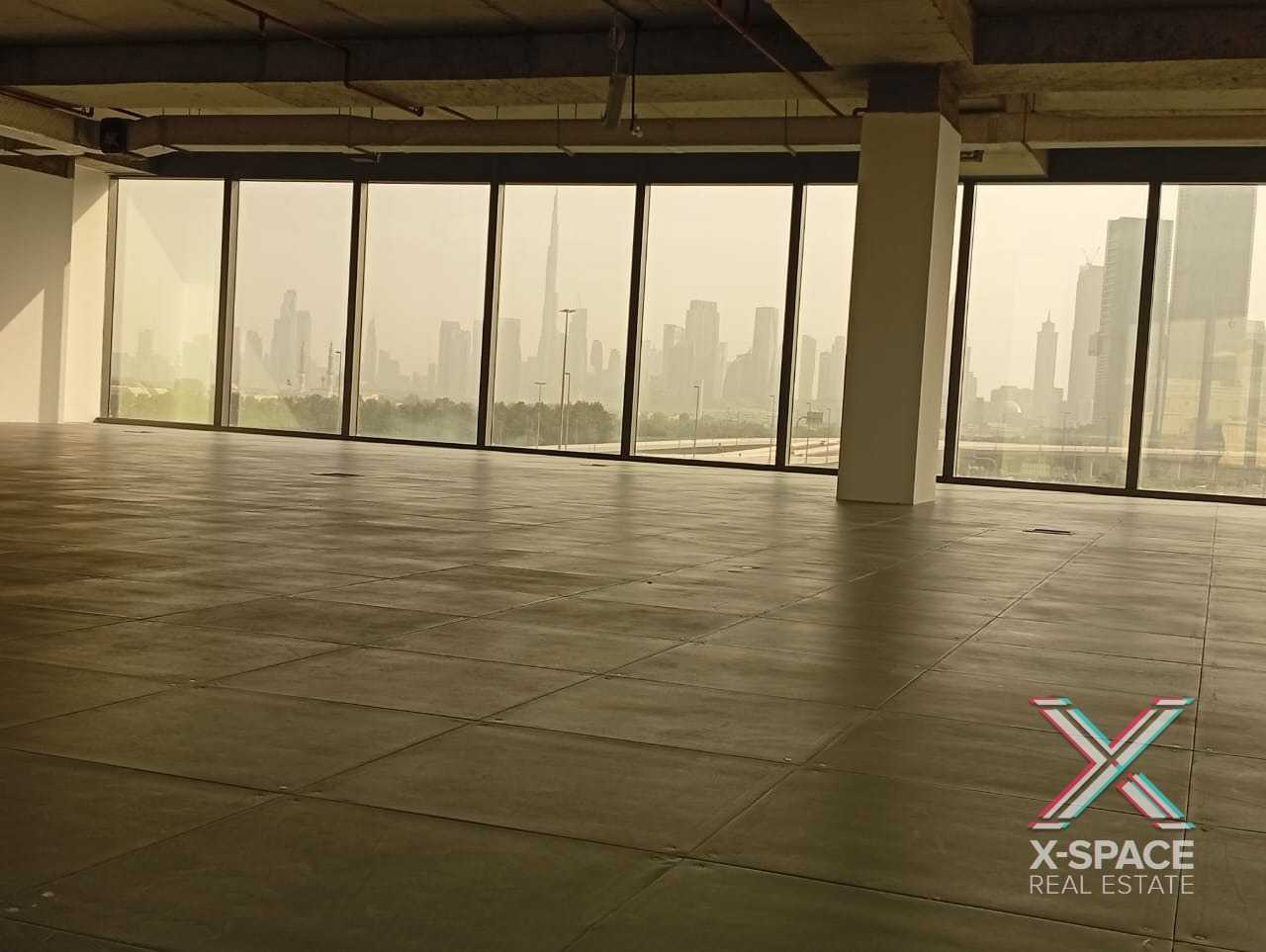 BRAND NEW BIG OFFICE SPACE CORPRATE WORLD