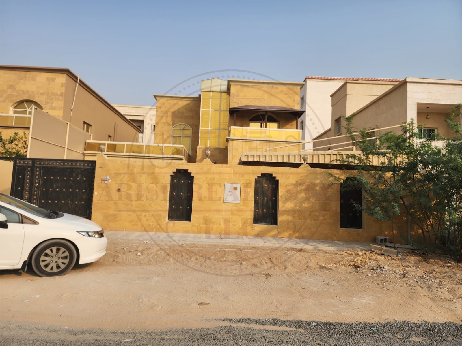 6000 sqft villa for rent with 5 bedroom hall and majlis in al mowaihat 2