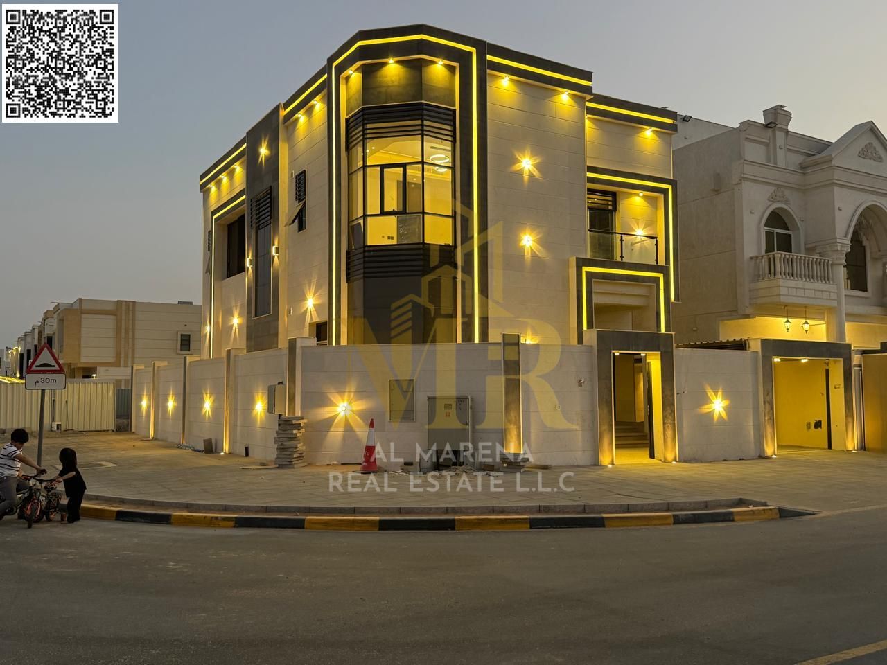 For Sale – Luxurious Corner Villa in Al Amerah – Ajman | 3,500 Sq. Ft. | 2 Floors | 5 Master Bedrooms | Majlis | 2 Living Rooms