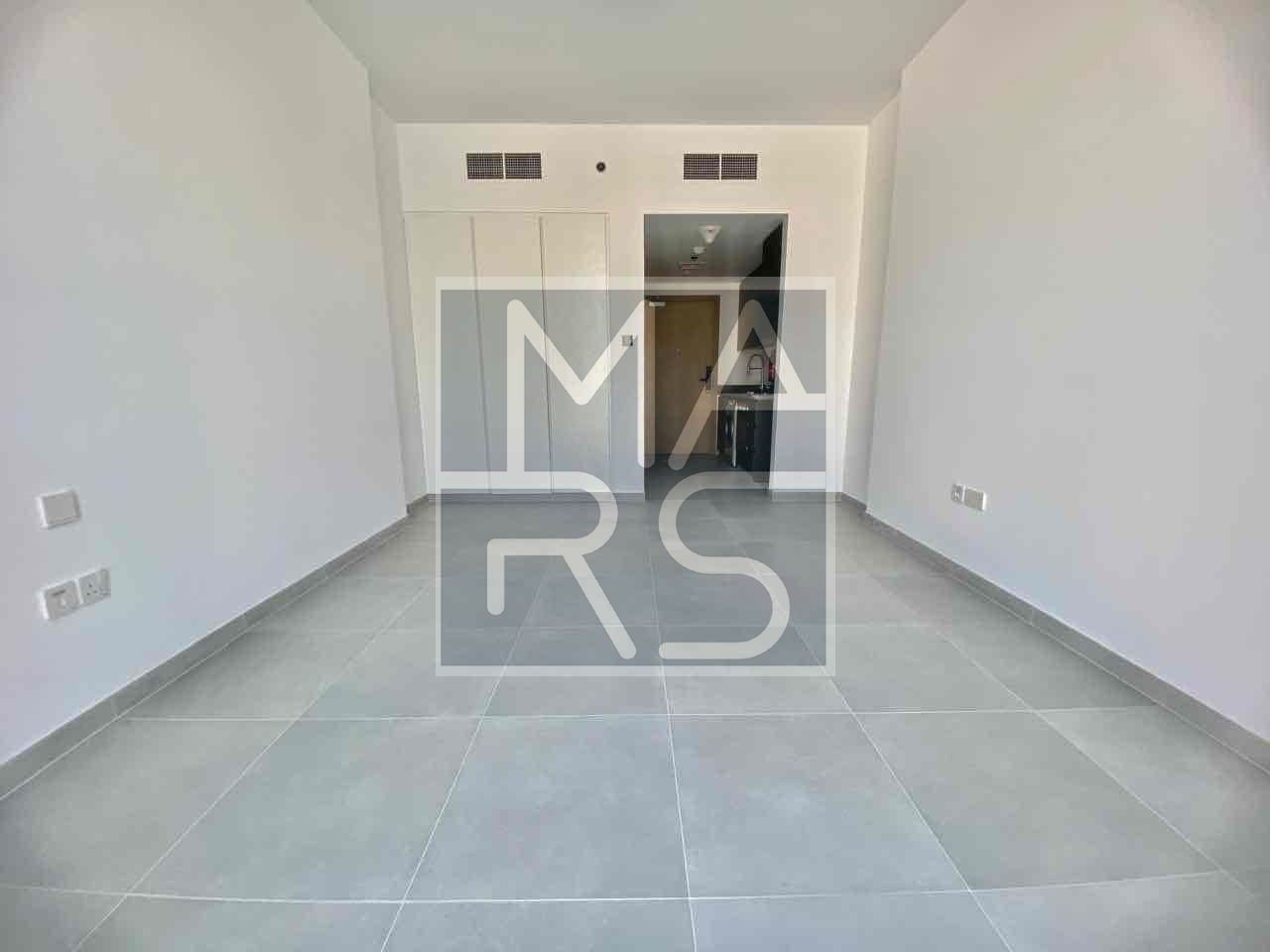 Nice studio in 33000 AED in 4 cheques call now