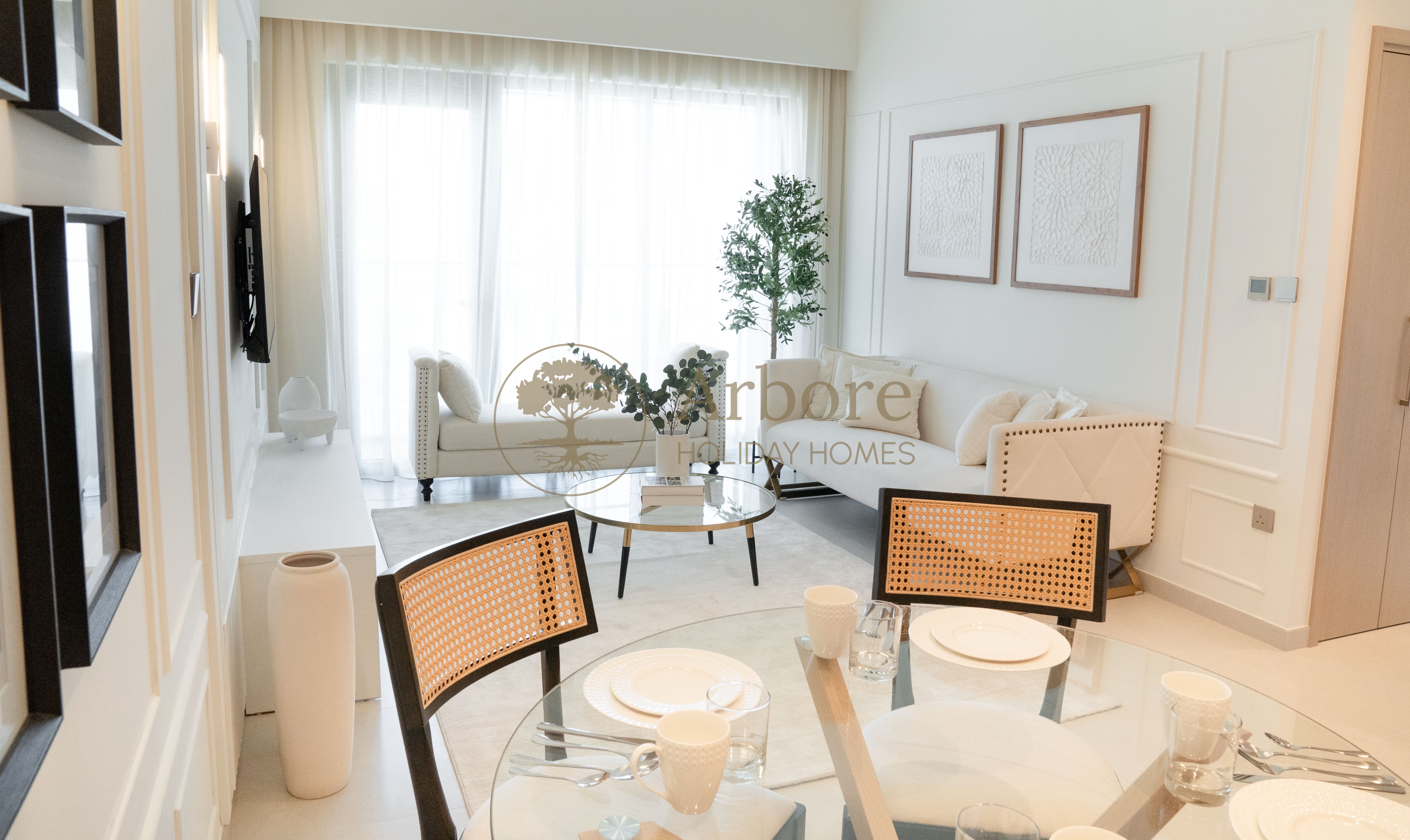 Furnished Luxury 2 BHK Apartment in Burj royale | Free Utility Bills | 1 minute to Dubai Mall