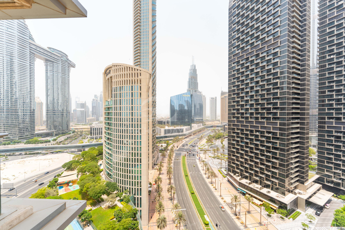 Newly furnished | Free Cleaning | Downtown Dubai