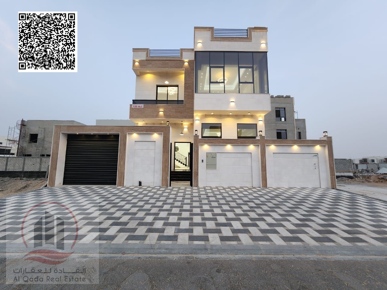Villa for sale at Ajman -Al Heloi 2 area the Villa 3200 sqft G + 1 (5 Master room +big court + big Majlis +big Hall +maid room)