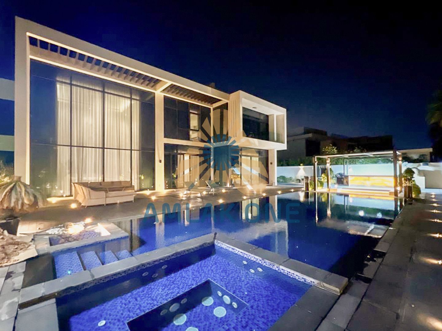 Golf View | Luxurious 5BR | Pool | Ideal Community