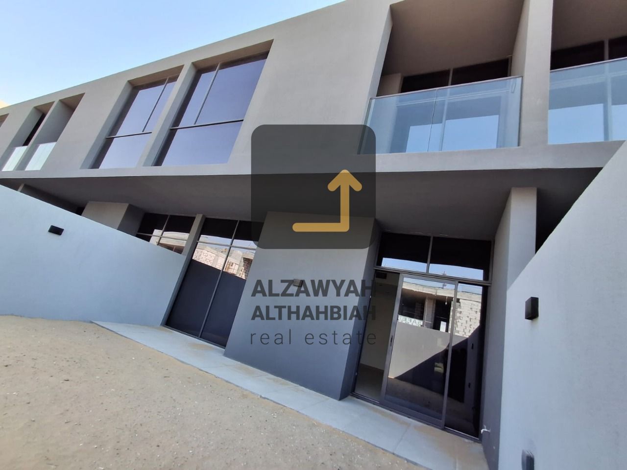 Townhouse for Rent 165,000 DHS | 2,155 sq. ft | Freehold |