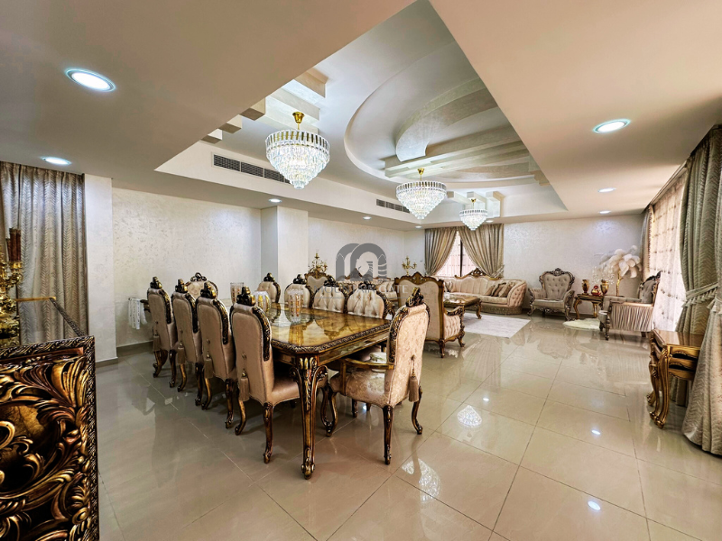 Stunning Luxury Garden With Pool Large Plot VOT