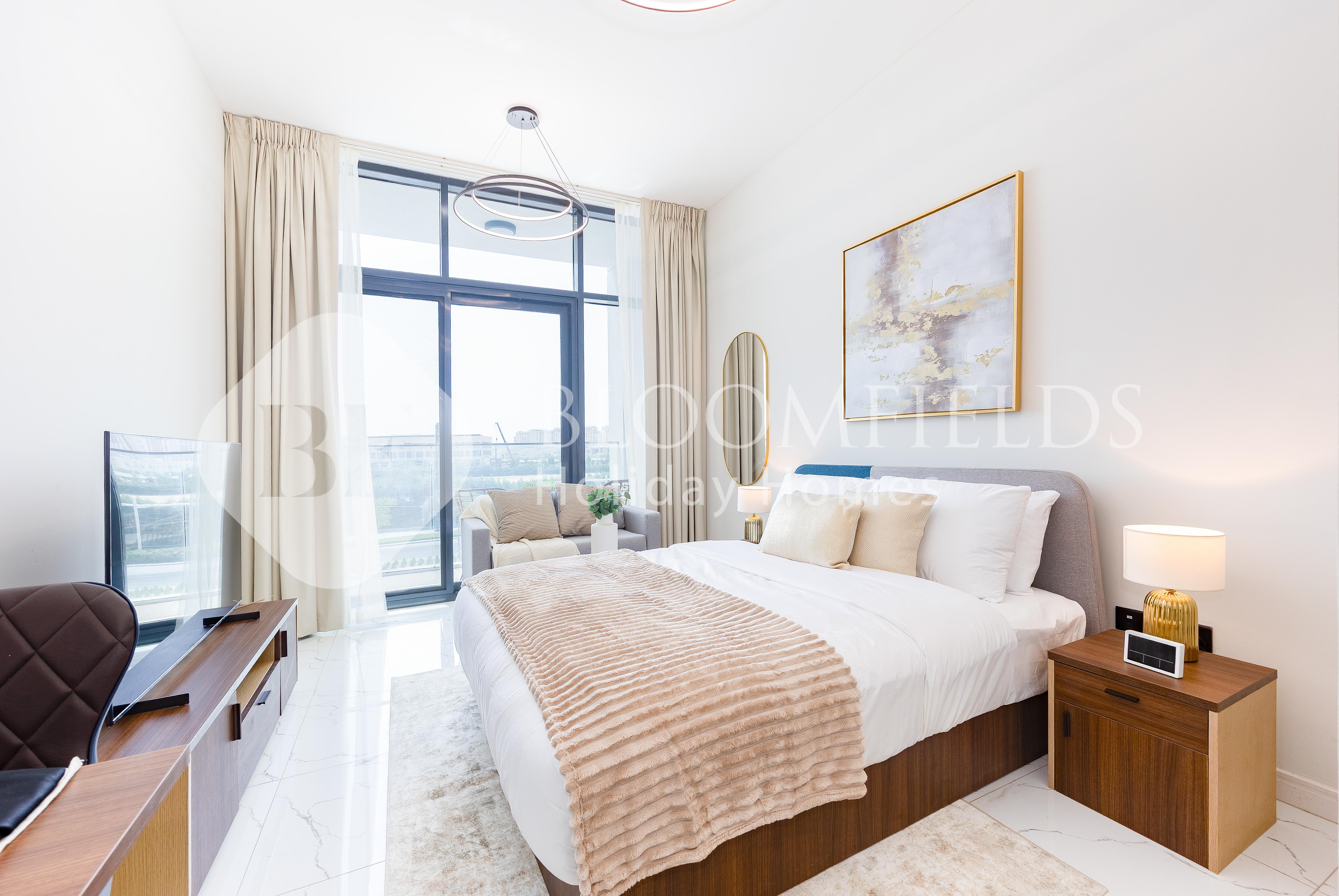 Pristine Studio | Holiday Home | Flexible Stay