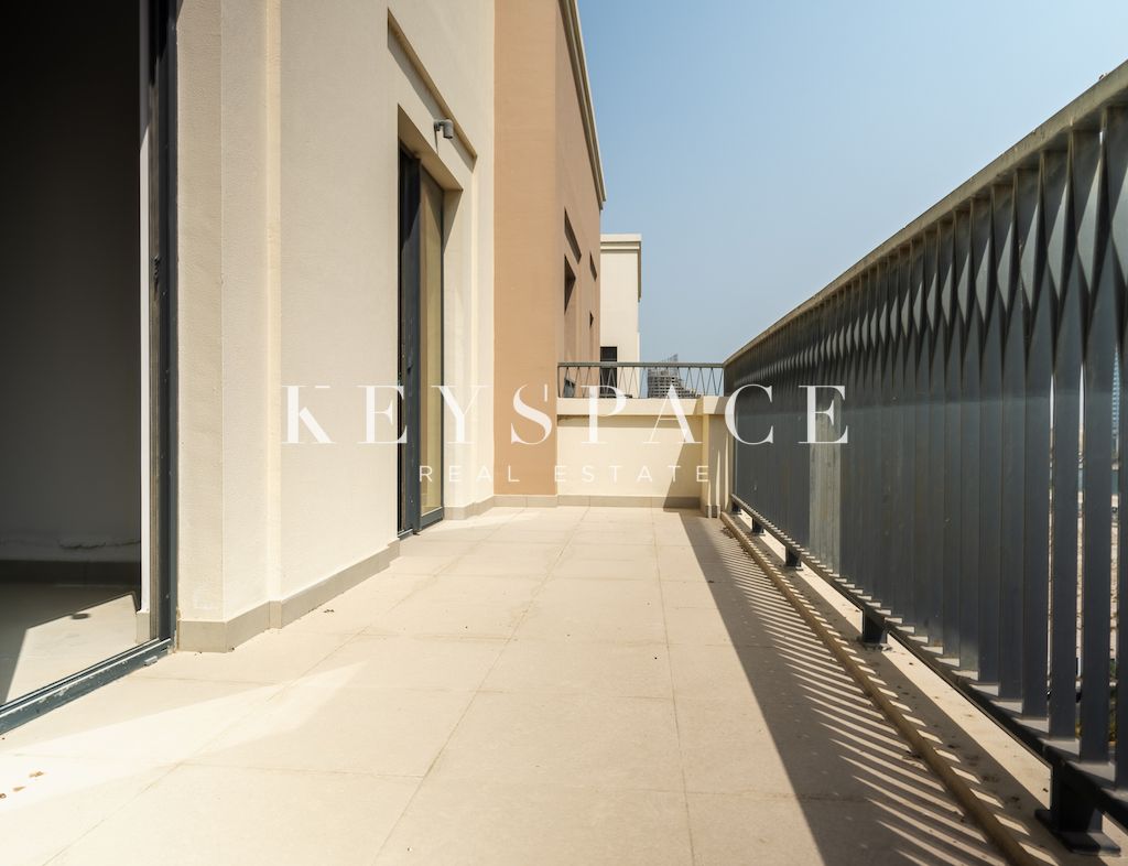 Beachfront Elegance | Move-In Ready | Stunning Views | Resale