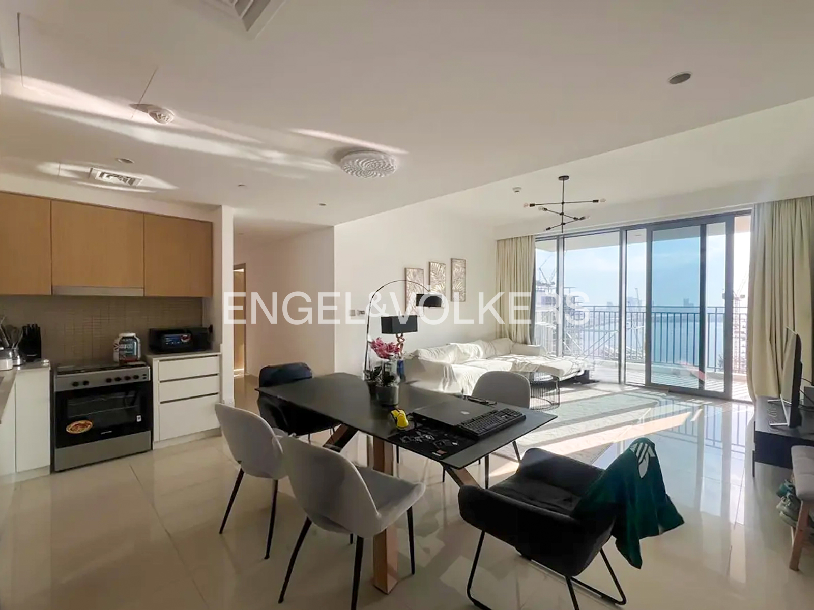 Vacant On Transfer | Burj View | Furnished