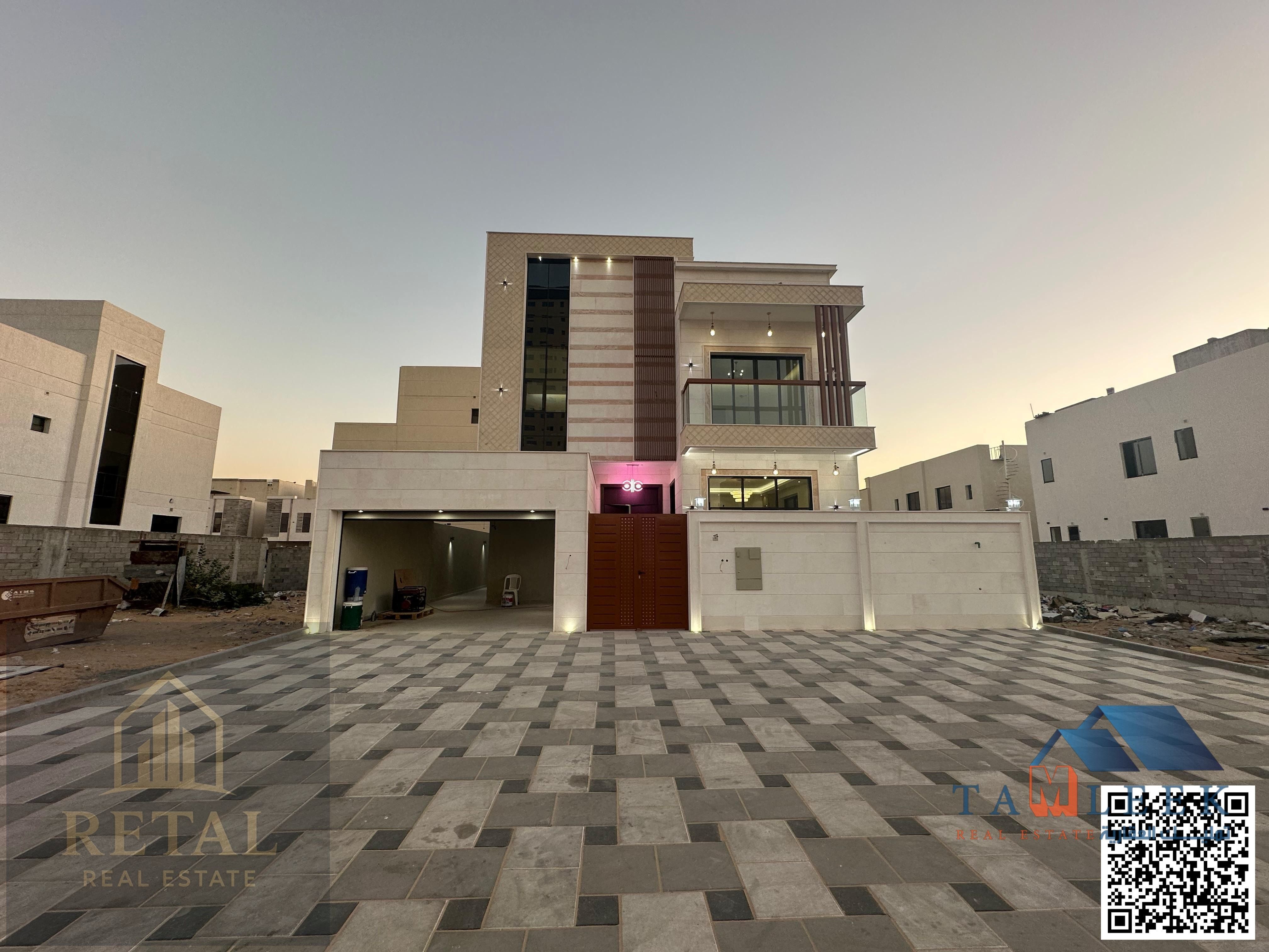 Luxury Villa with Modern Design in Al Amrah Ajman - 5 Master Bedrooms Large Hall Modern Kitchen and Prime Main Road Location