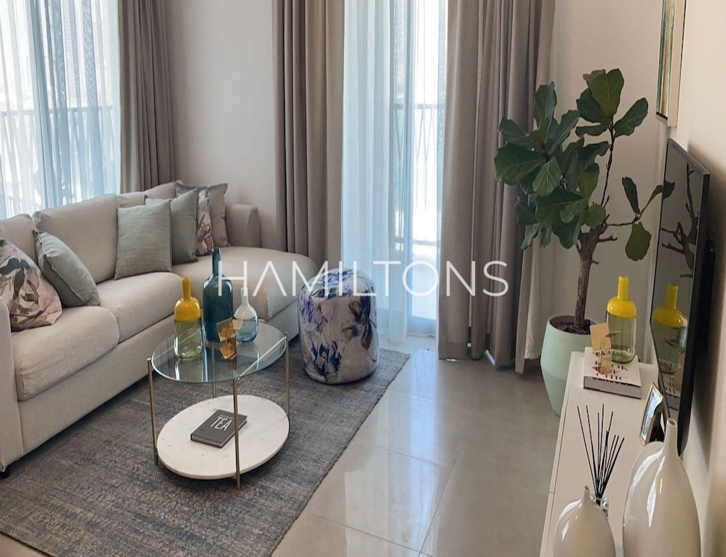 Exclusive Apartment | Tranquil Waterfront Setting