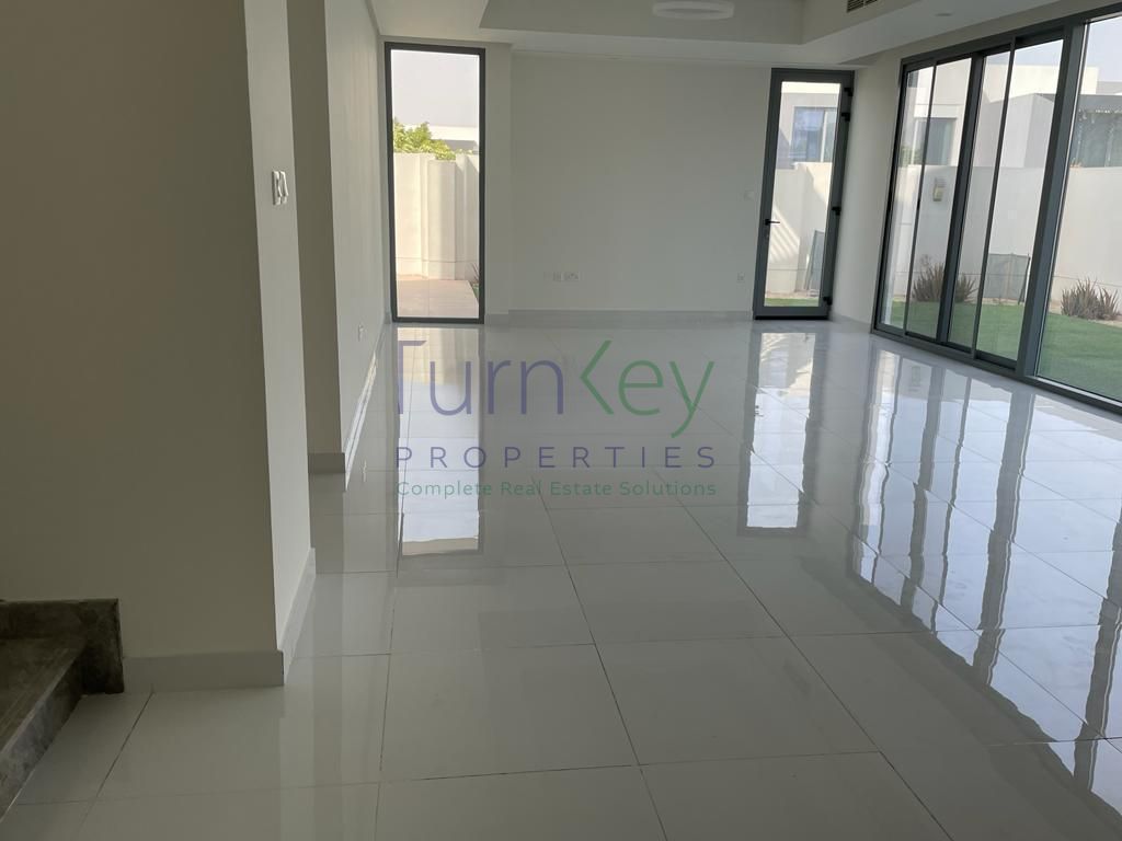 4BR+Maids Townhouse | Large Plot | Well Maintained