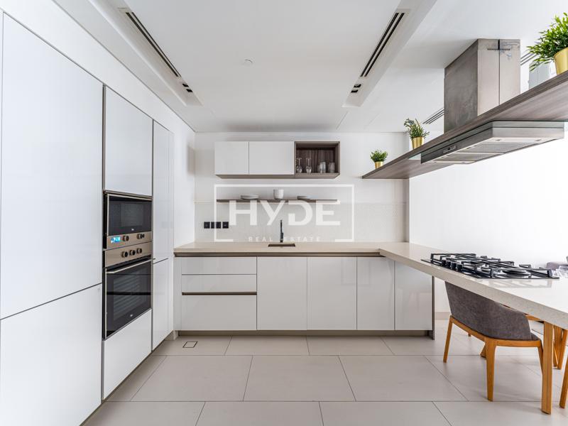 Modern | Beach Access | Prime Location