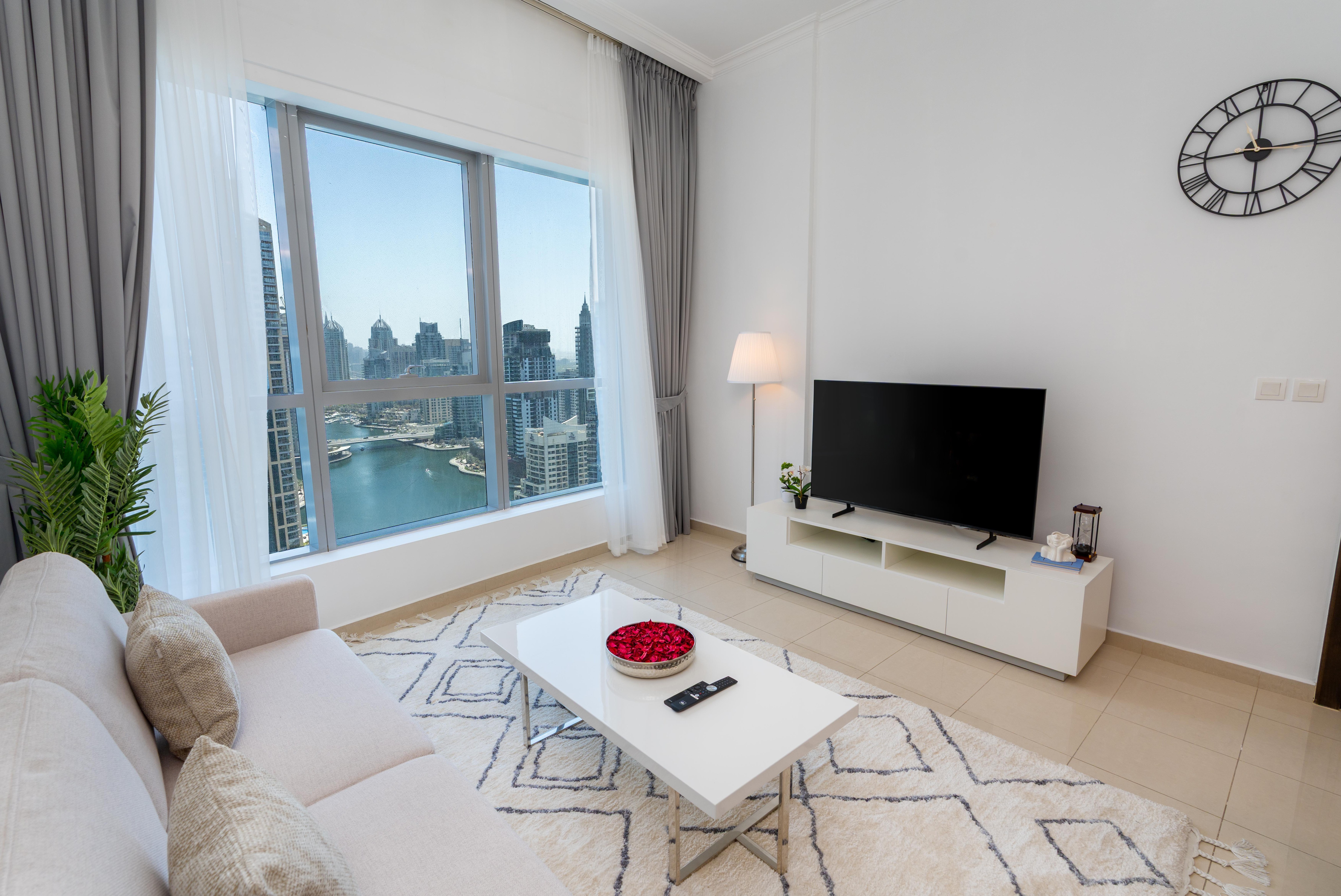 Charming / Marina View / Bay Central