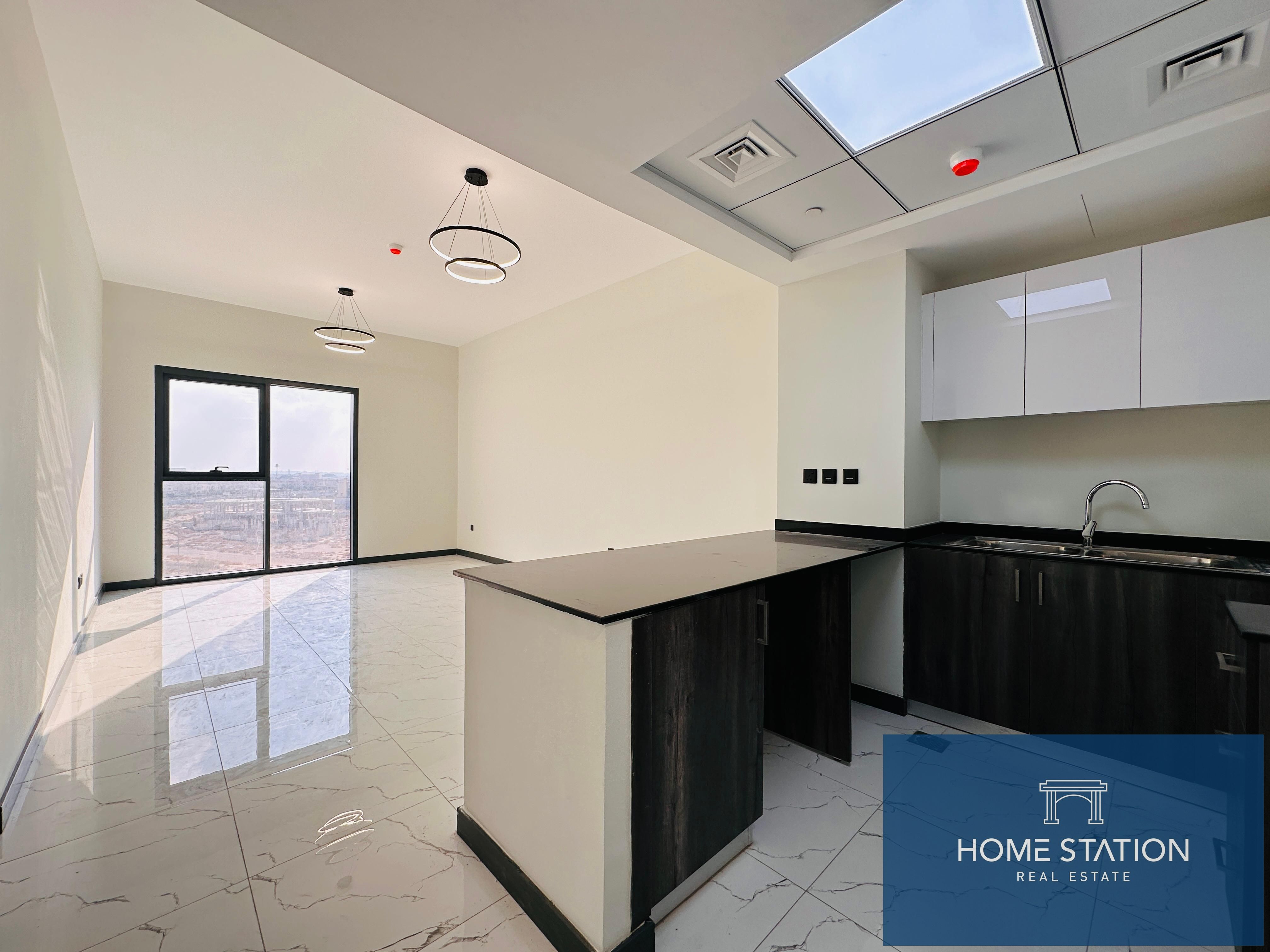 INVESTOR DEAL BALCONY BRAND NEW POOL VIEW RENTED UNIT