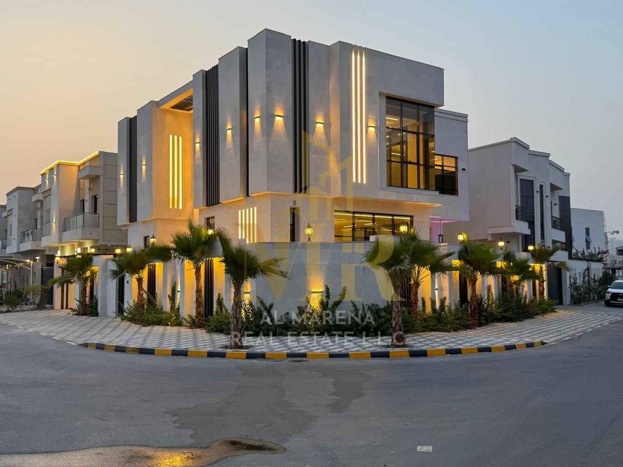For Sale – Corner Luxury Villa in Al Yasmeen – Ajman | 4,560 Sqft Plot | 5 Master Bedrooms | 2 Living Rooms | Modern Kitchen + Prep Kitchen | Priva