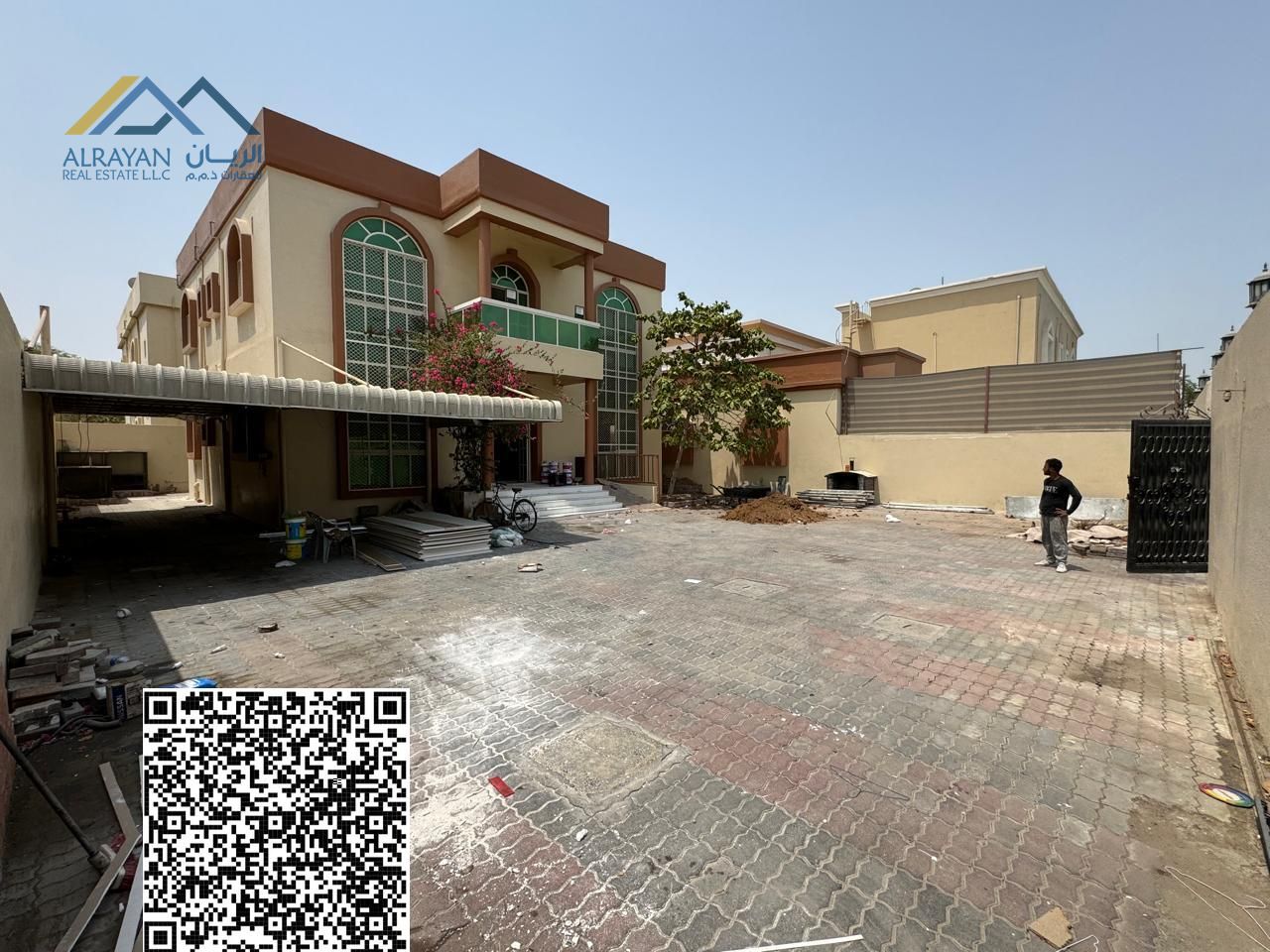 Including electricity, water and air conditioning at a fantastic price. A villa behind the mosque.