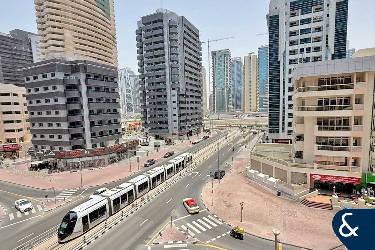Furnished | Zumurud Tower | Close to Metro