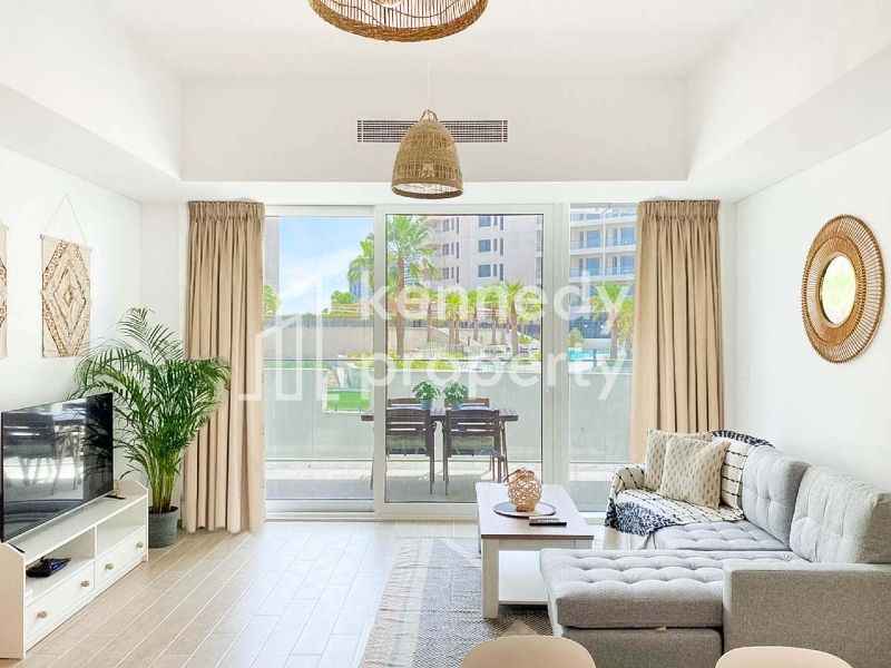Sea View | Modern Furnishing | Spacious Layout
