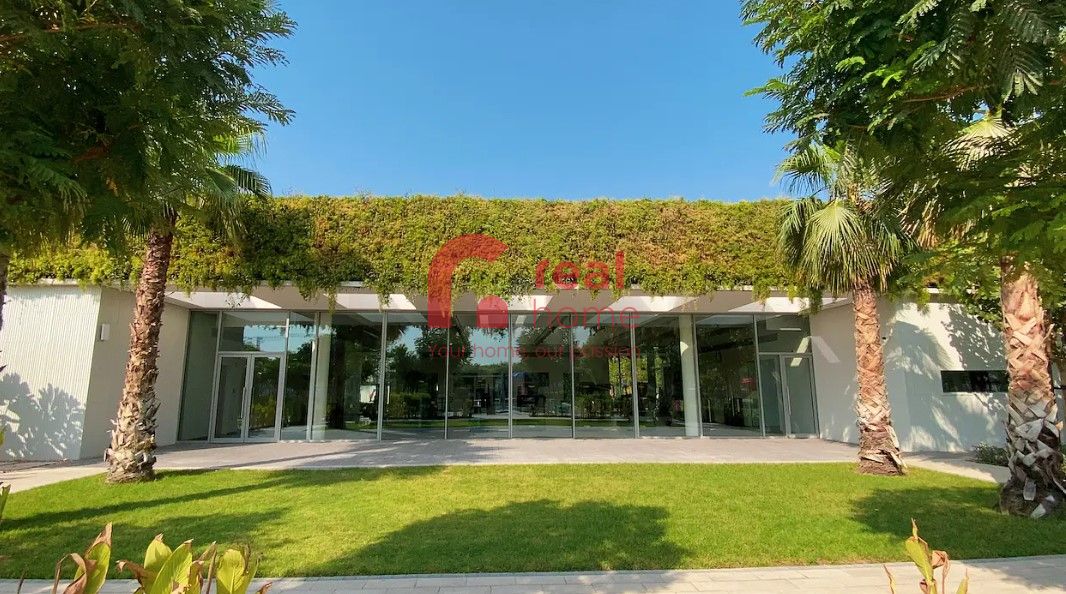 Live in the heart of Sharjah | Luxury Community | Golden Visa Opportunity | Resale