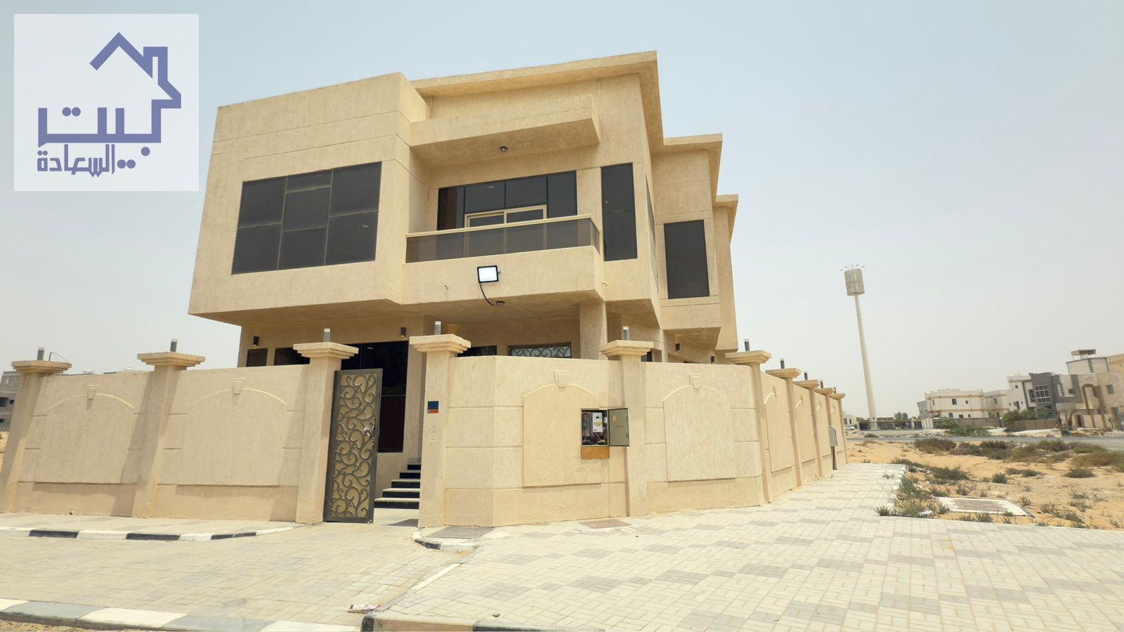 For sale in Al-Yasmeen area, a villa with 3 rooms and a maid’s room, two halls and a sitting room, a distinguished location. The price includes water,