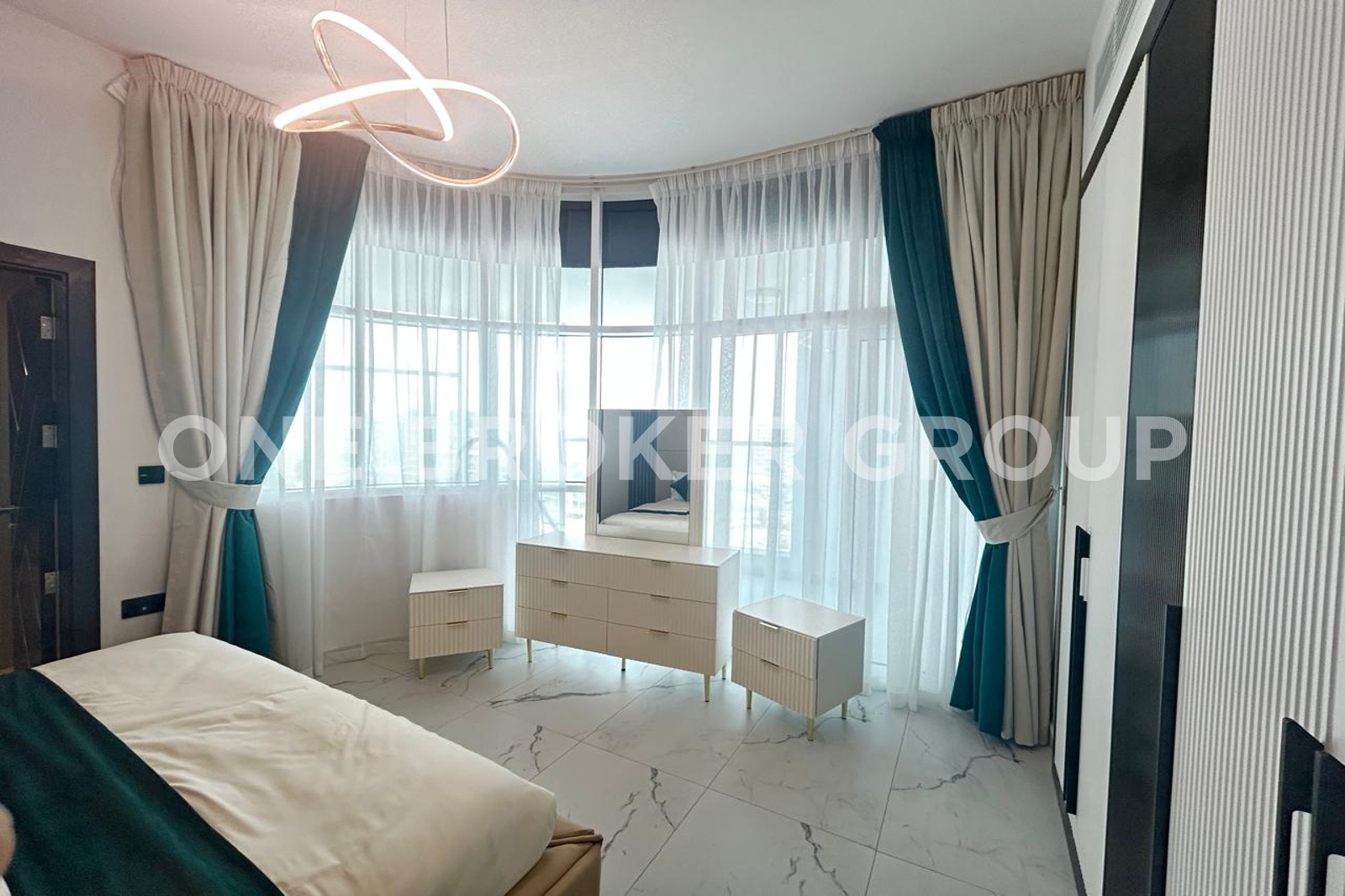 apartment card