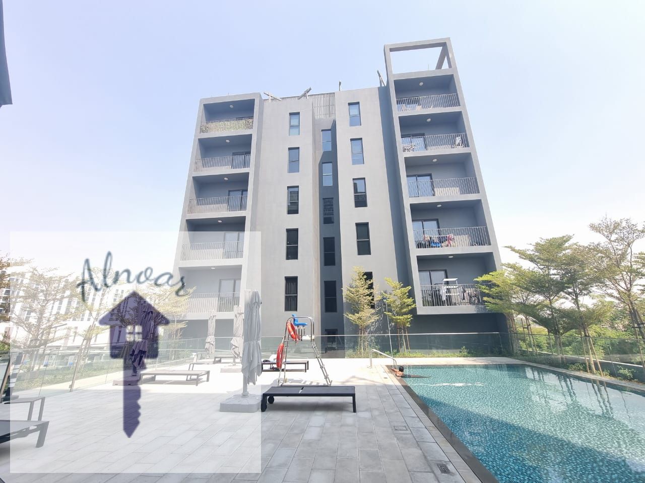 SPACIOUS STUDIO AVAILABLE FOR RENT IN AREEJ ALJADA SHARJAH 400 SQFT WITH STOVE ALSO AND PARKING ALSO
