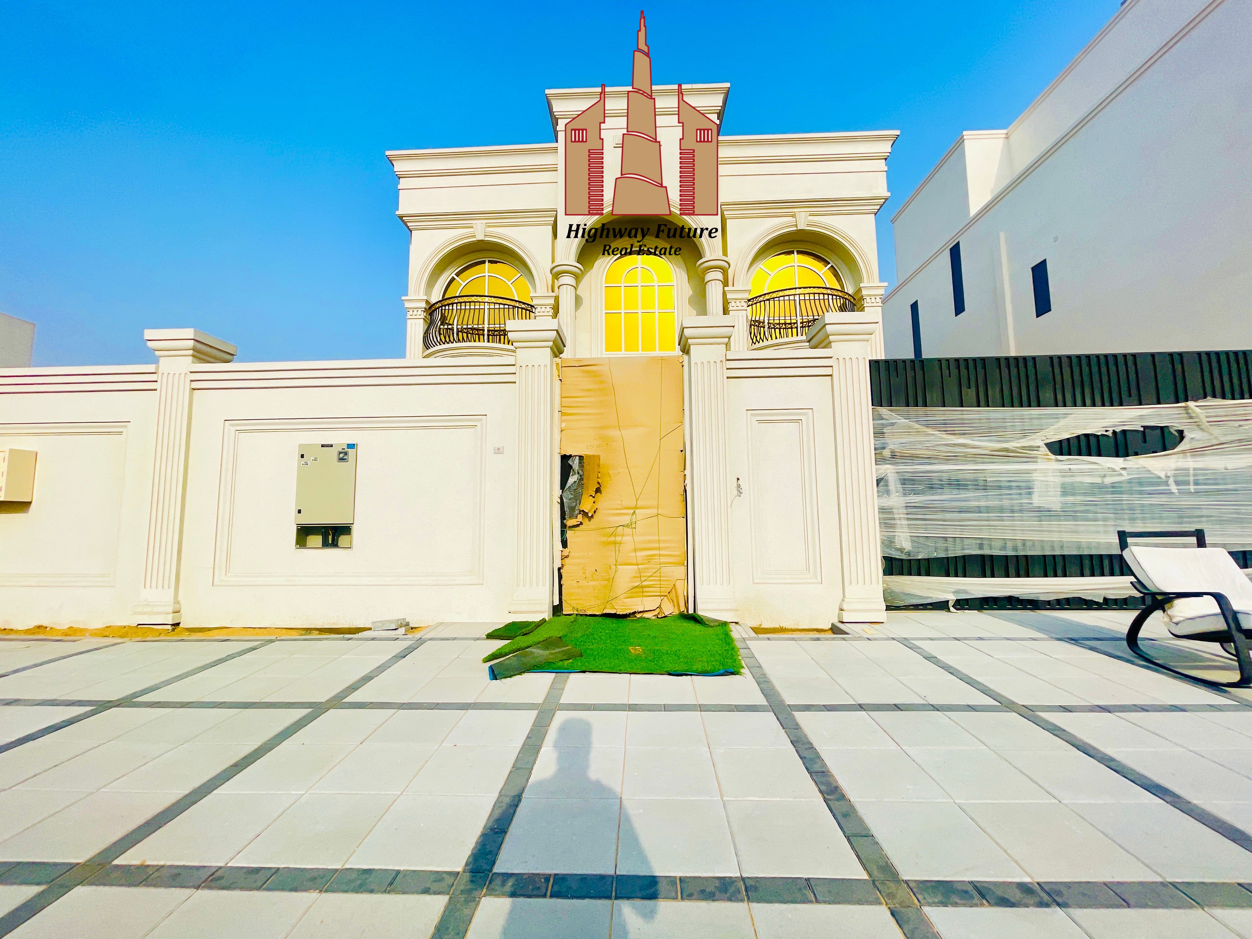Brand New Spacious 4bhk villa With maids/laundry/majlis/have space for elavator