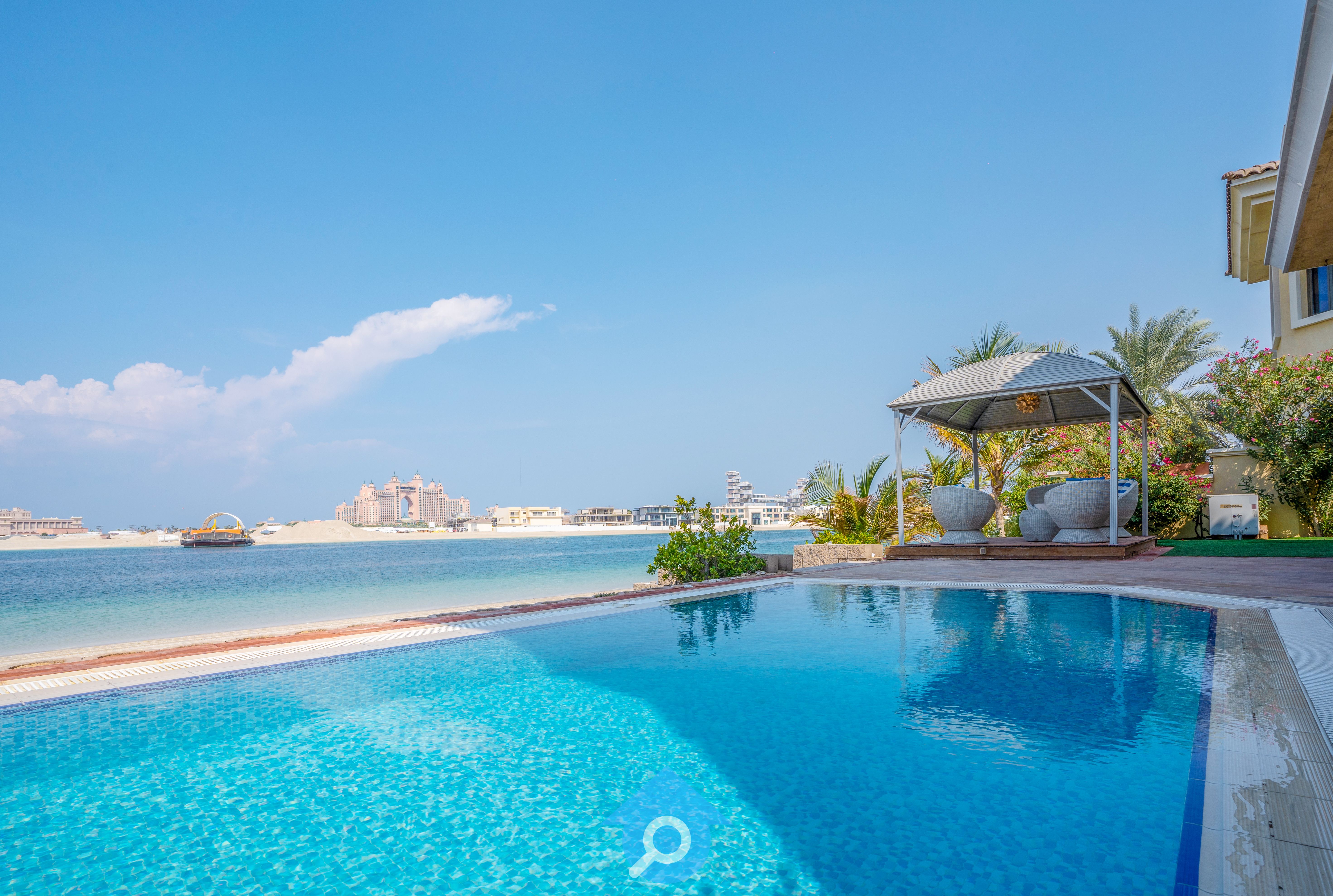 5BR Furnished Villa with Private Beach and Pool Access | Available from Now