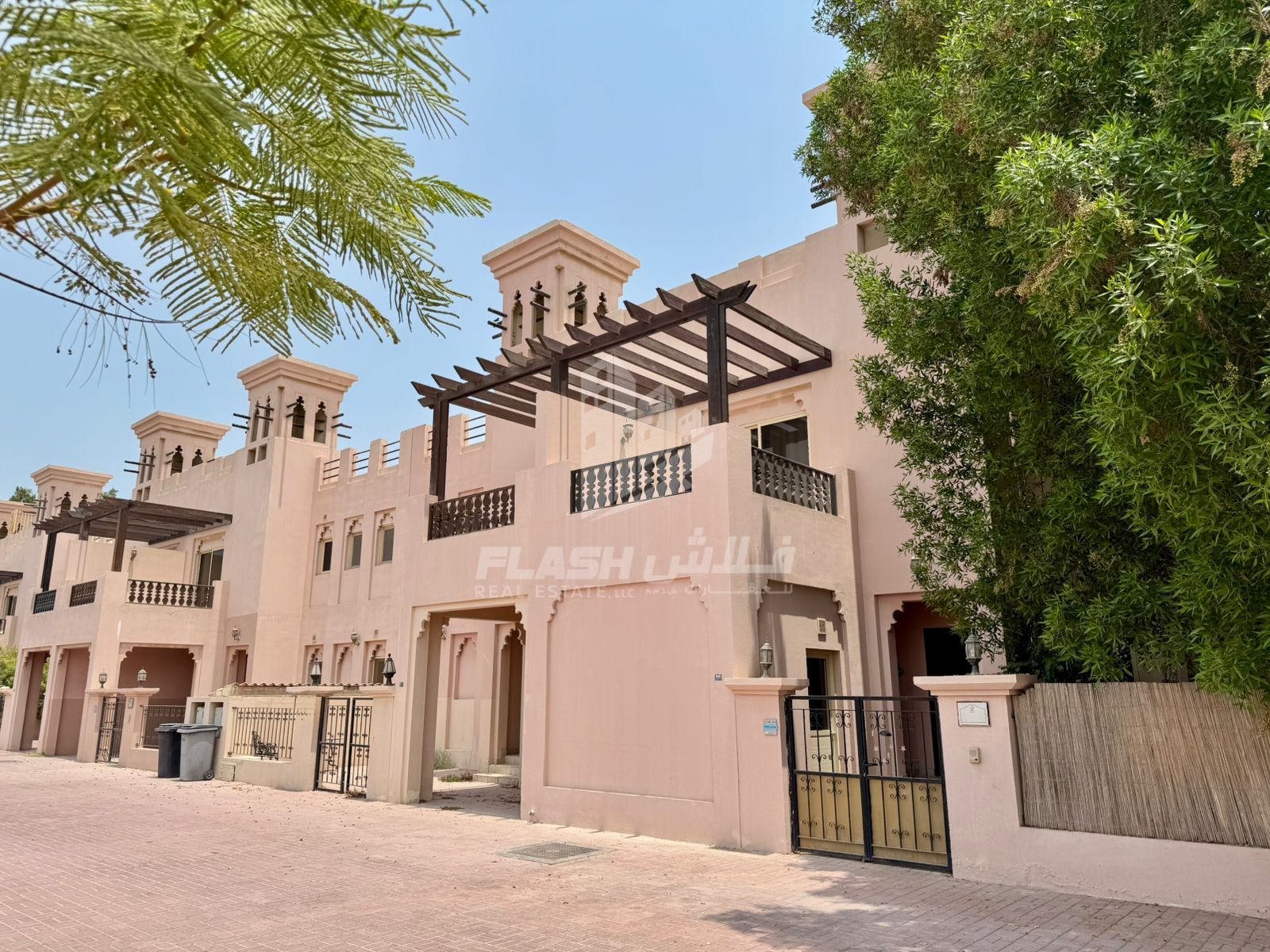 Townhouse for sale in hamra village