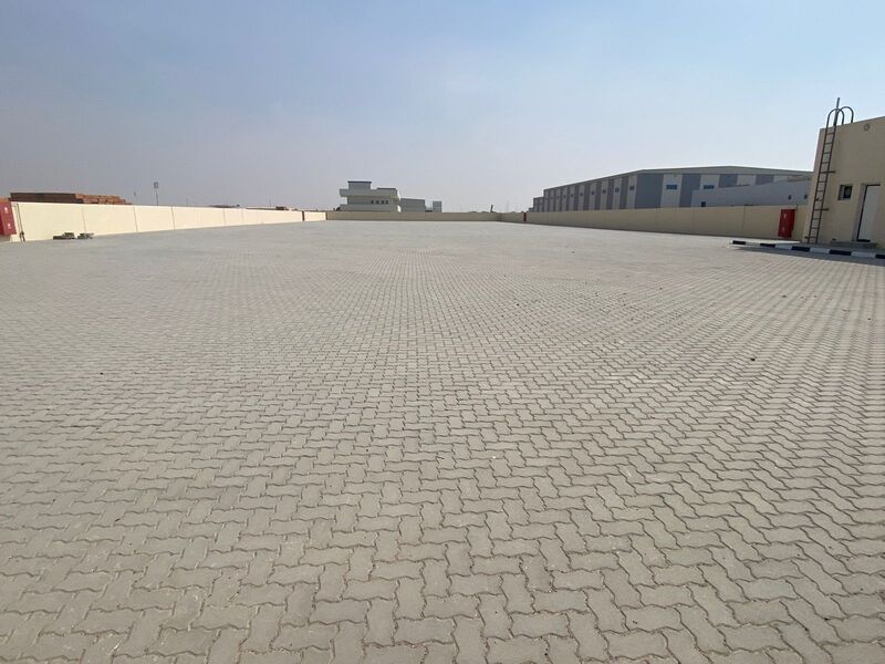 For rent, a fenced plot of land in the Al-Saj’ah area, a fully equipped yard, an area of 55 thousand square feet
