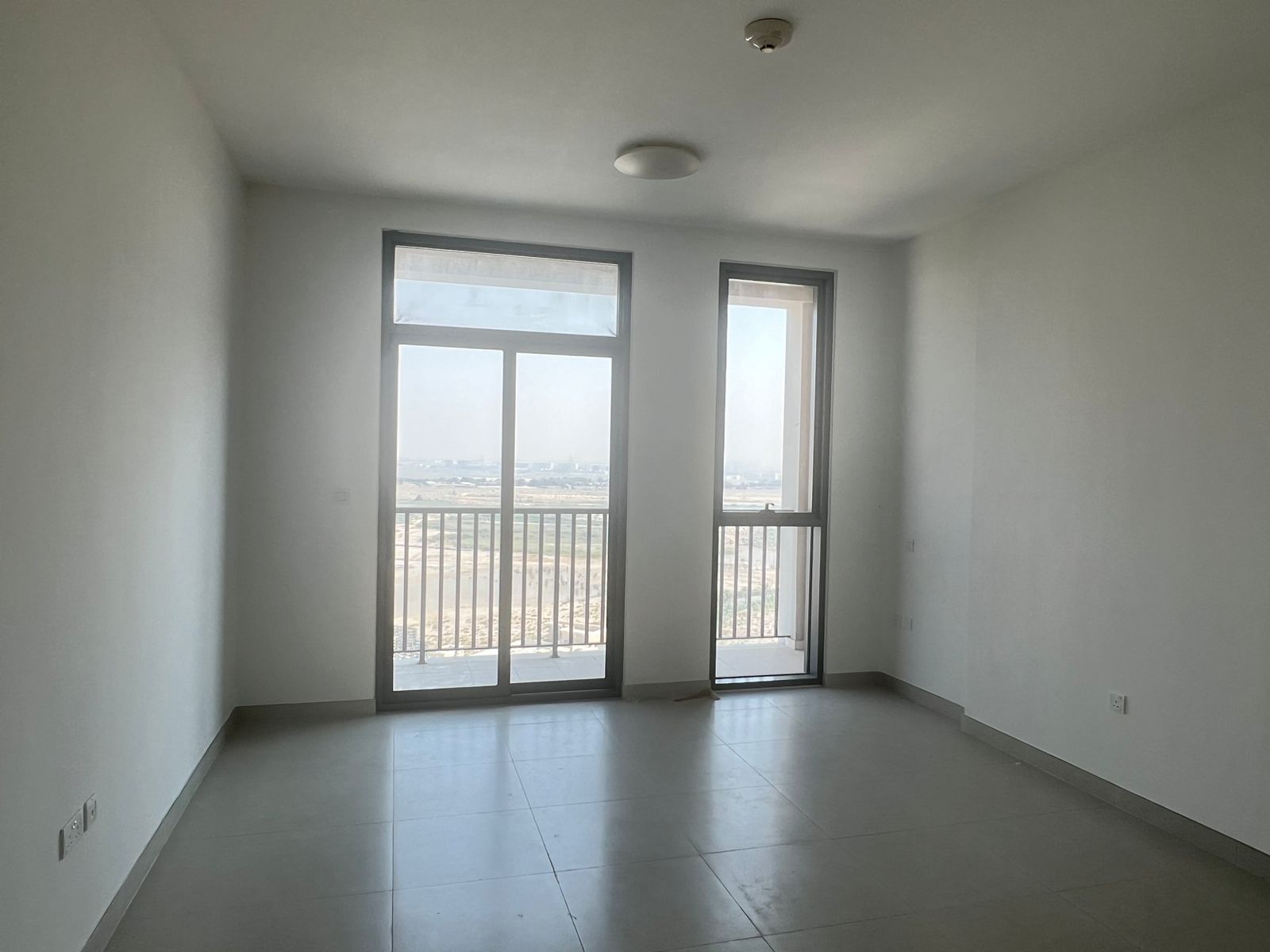 Spacious Studio | Ready To Move In | Midtown