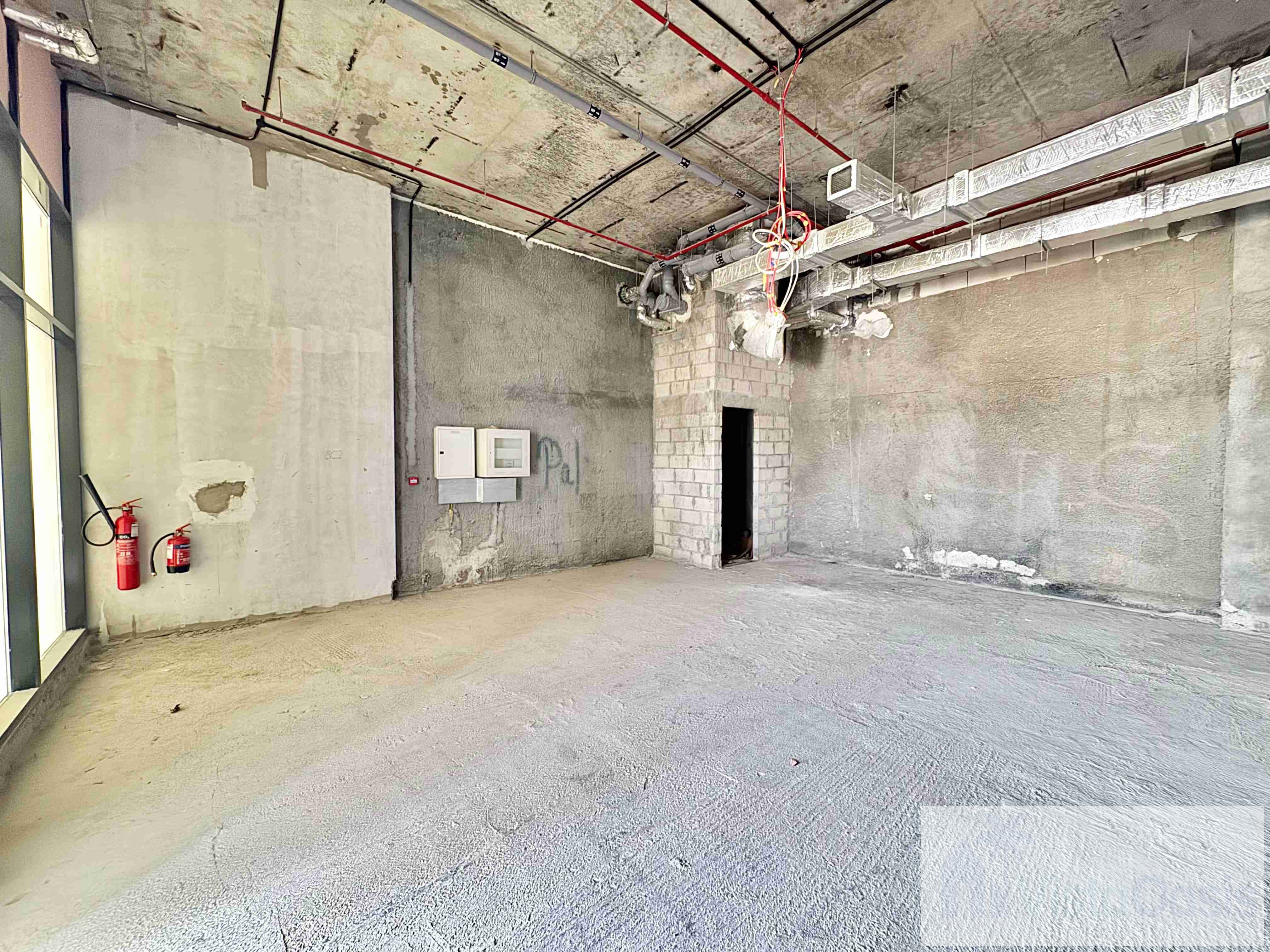 RETAIL SPACE || STRATEGIC LOCATION || BURJ &LAGOON VIEW|| 2MONTH GROSS PERIOD || HIGH FOOTFALL ||