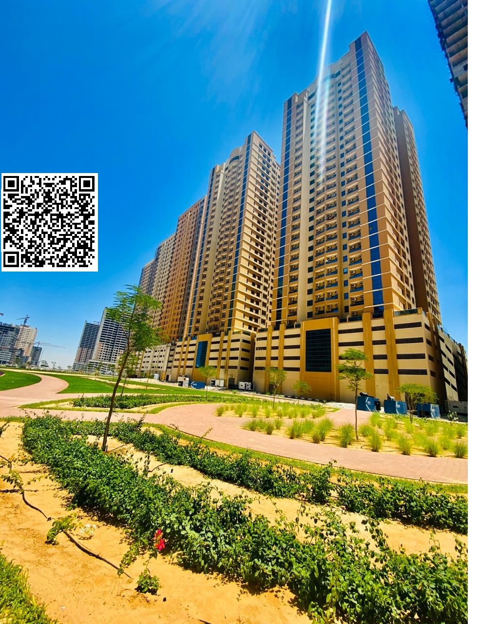 Fantastic 2 |Bed Room Hall For sale With 1 Parking