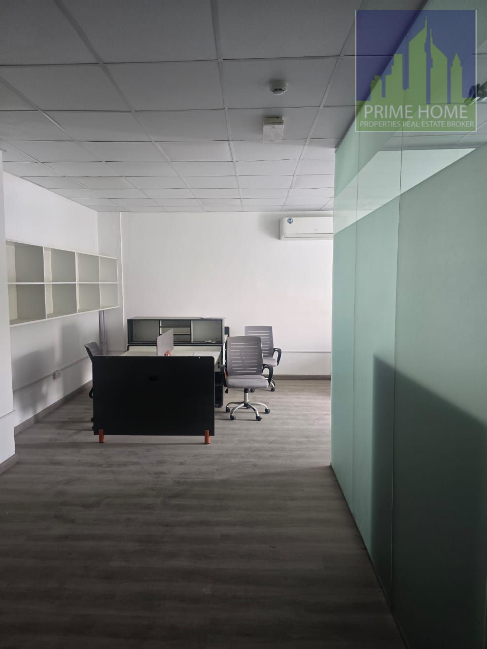 READY SHOP /OFFICE ,FRONT SIDE, SIDE | GOOD LOCATION |ENGLAND CLUSTER Y3