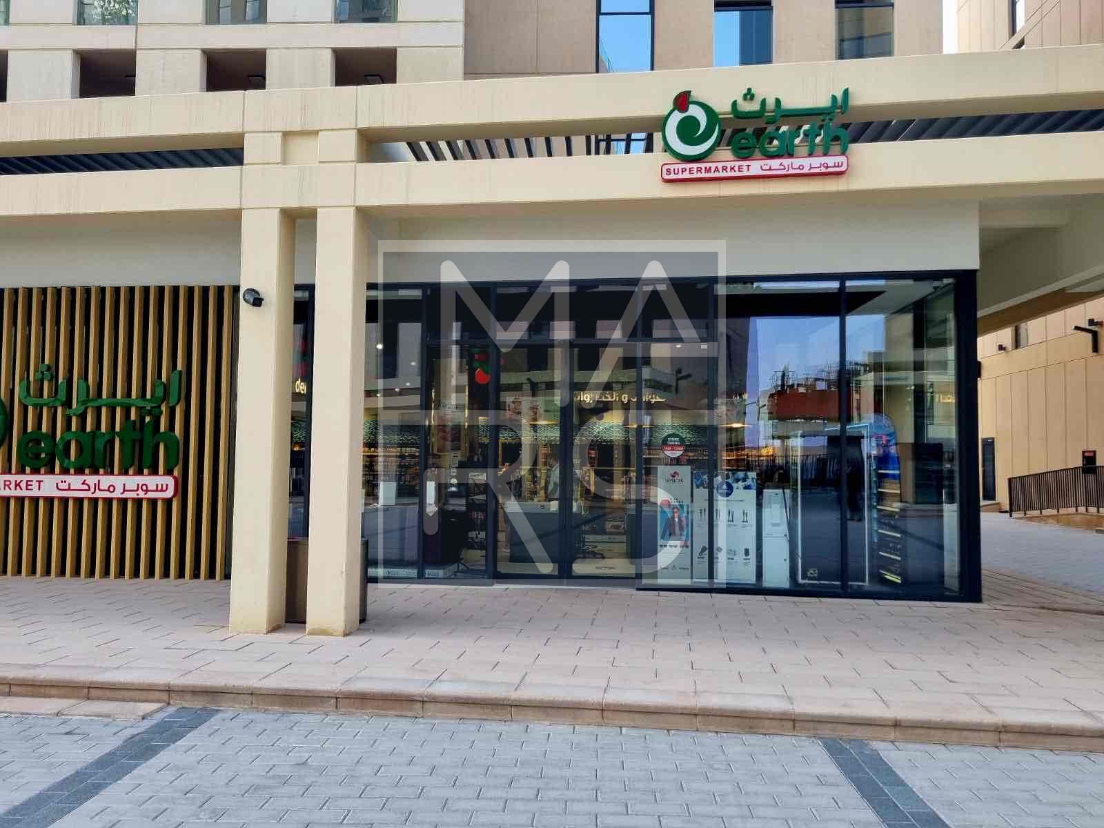 Brand new 1bedroom with private parking