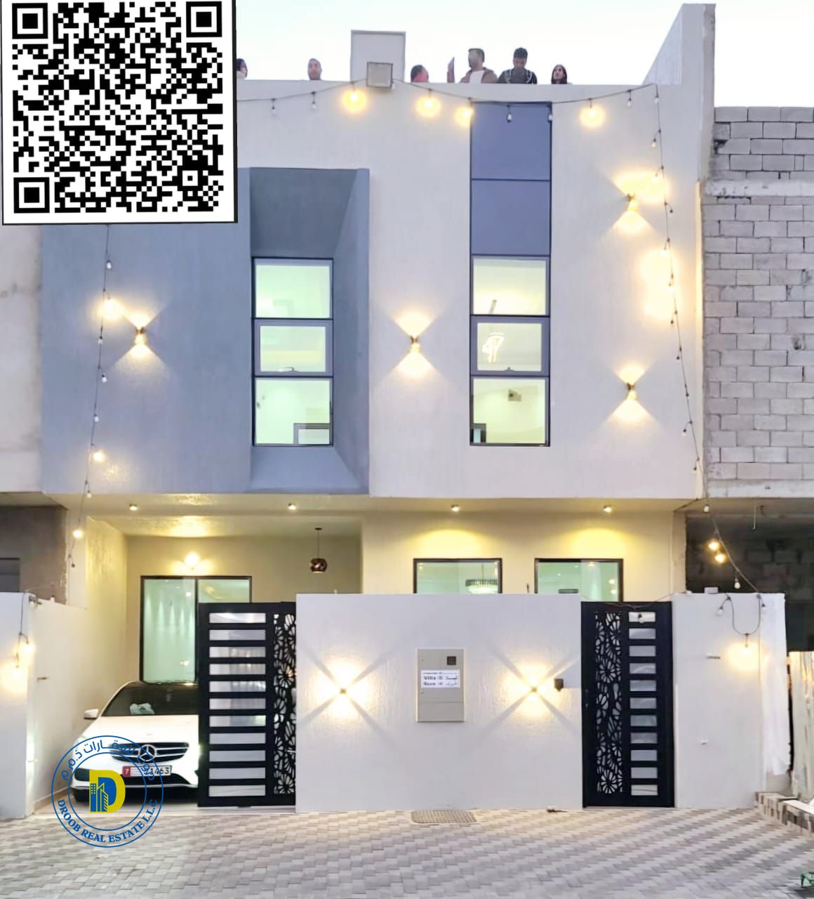 For sale, a 4-bedroom villa with a roof in Al-Yasmine. The price includes registration and ownership fees.