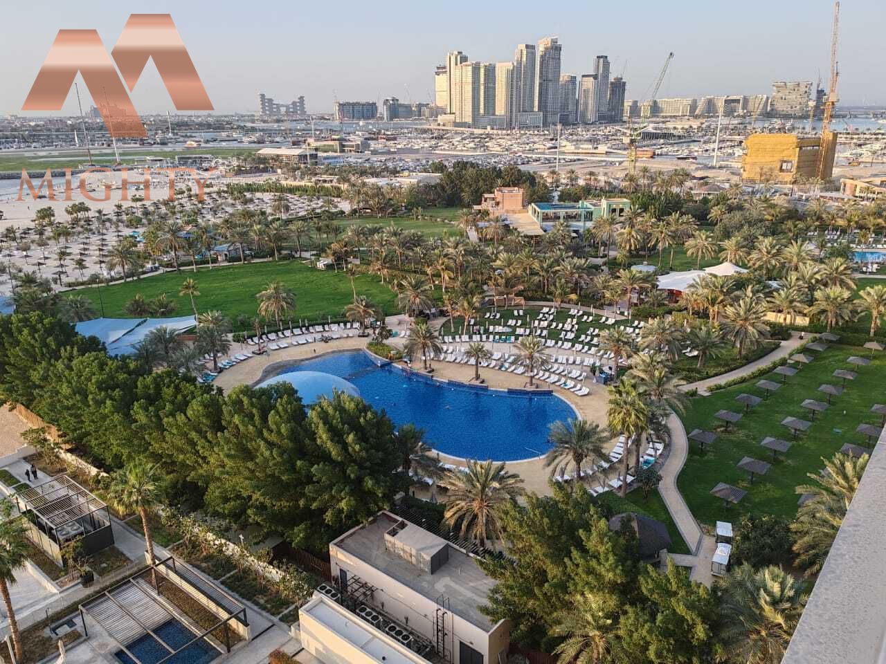 Luxurious 2 Bedroom / Full Sea View / Mid Floor