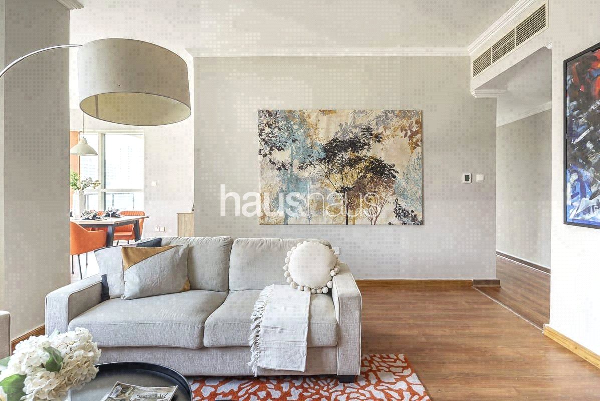 apartment card