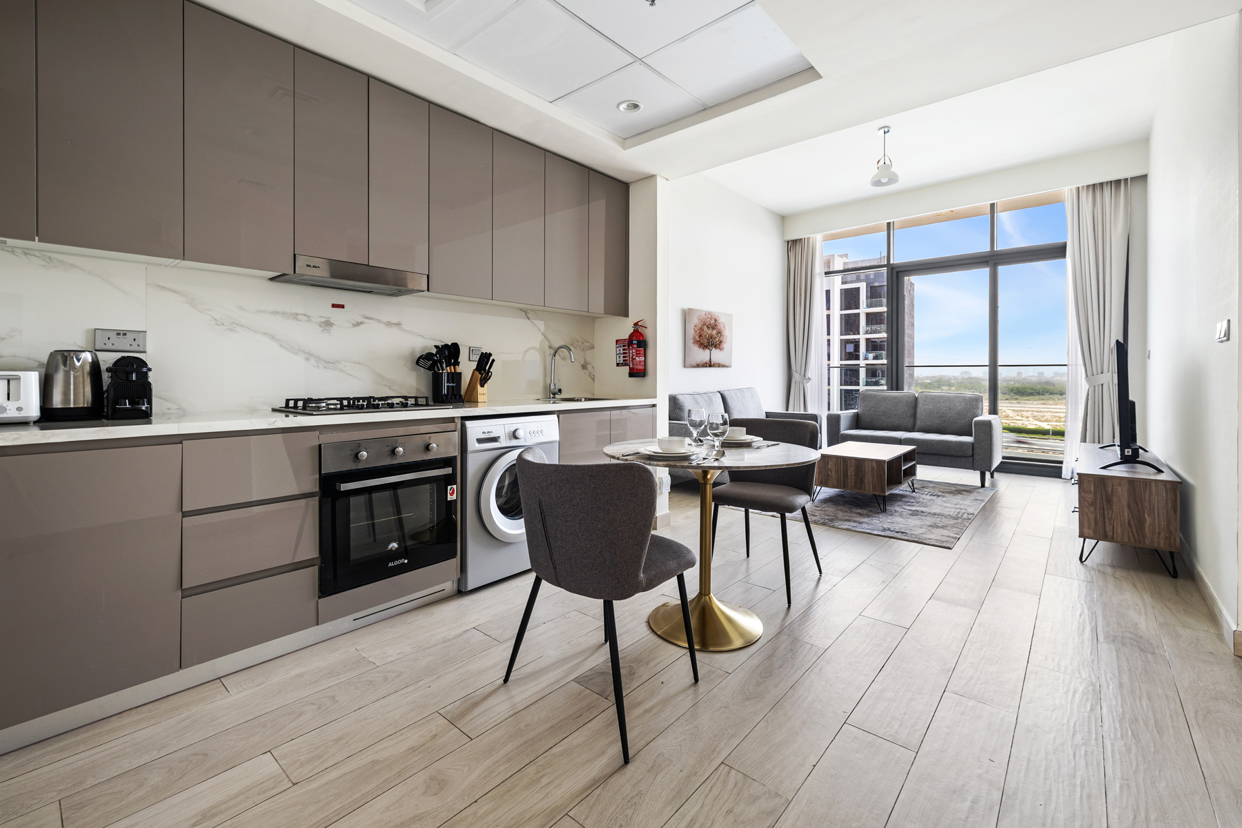 Stylish 1 BR | Ready to Move in | Great Amenities