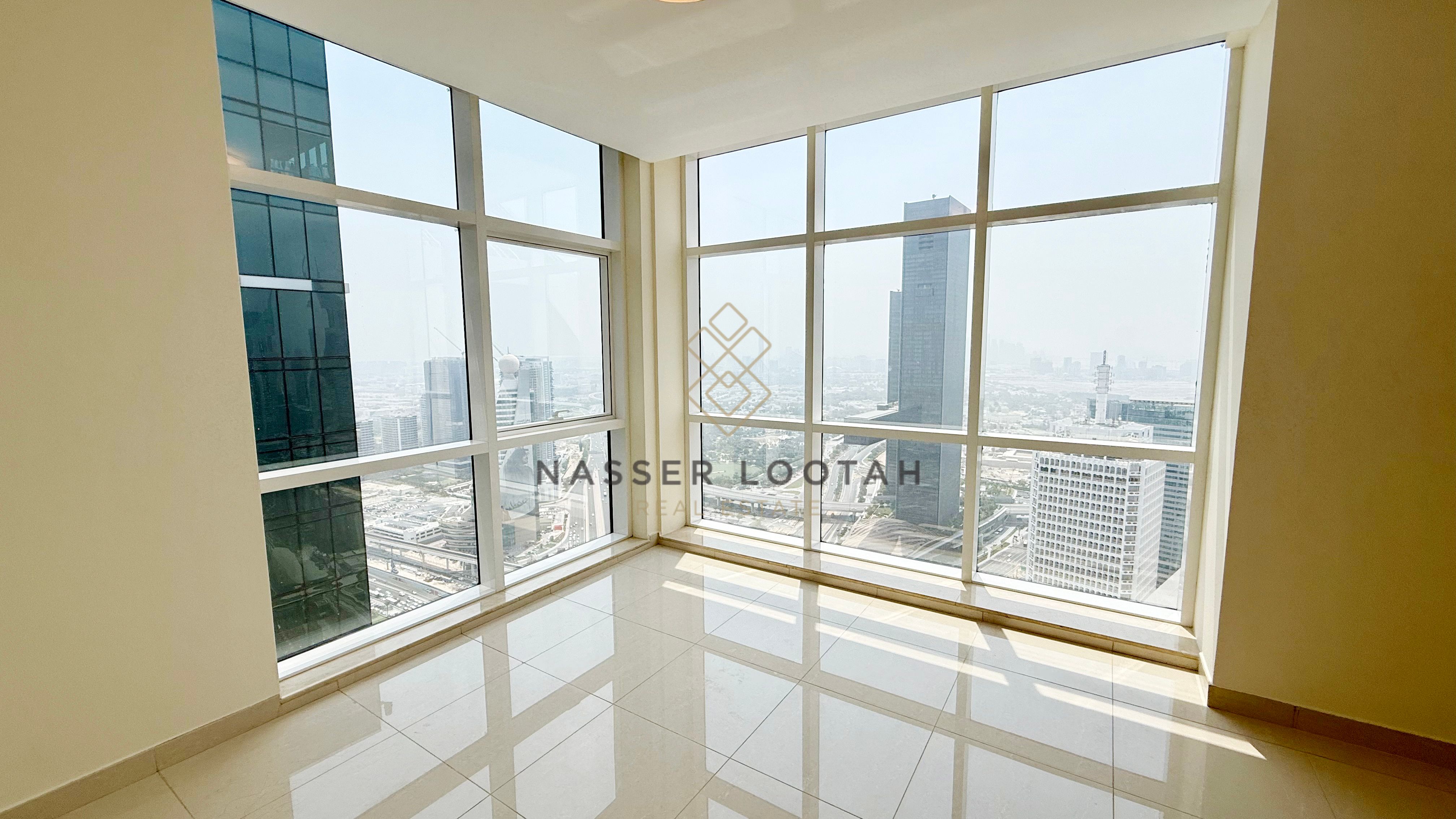 Massive 1 BHK + Terrace | Prime Location Living
