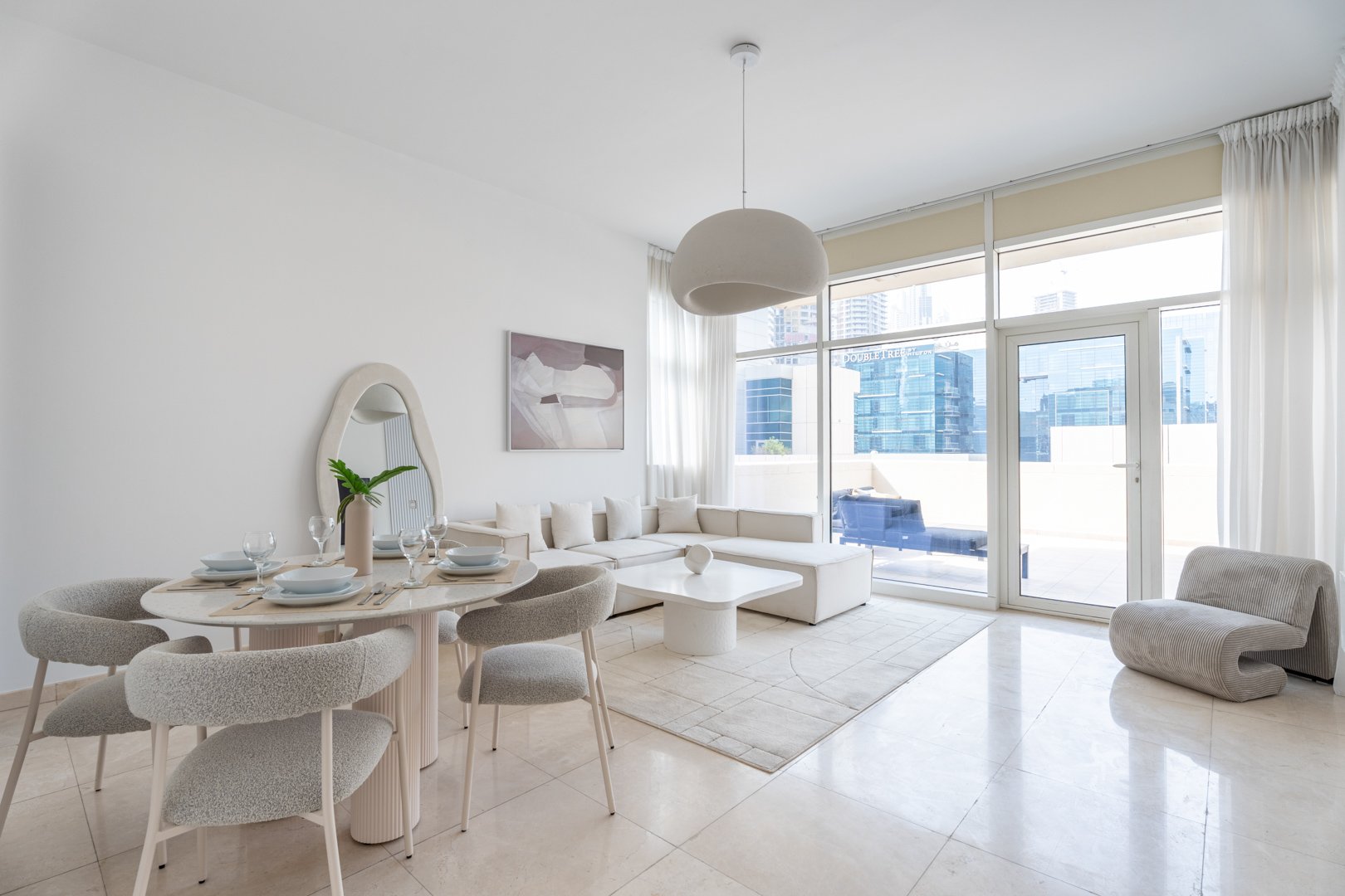 Beautifull retreat with balcony | Bay Square Building 7