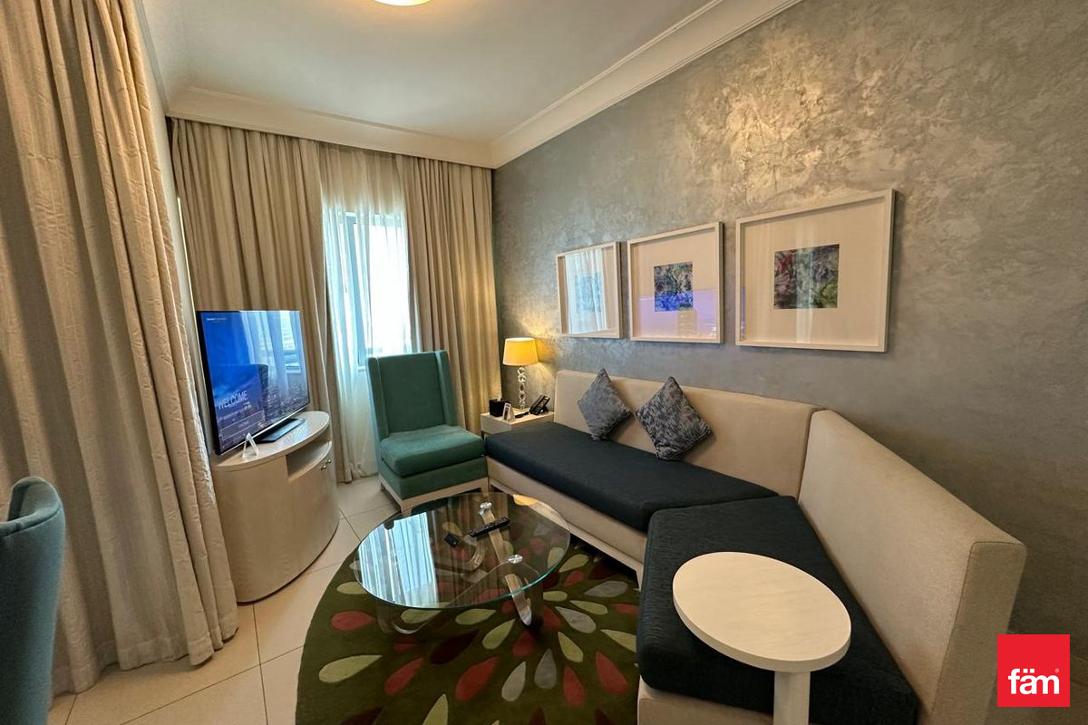 FULLY FURNISHED | CREEK VIEW| HIGH FLOOR