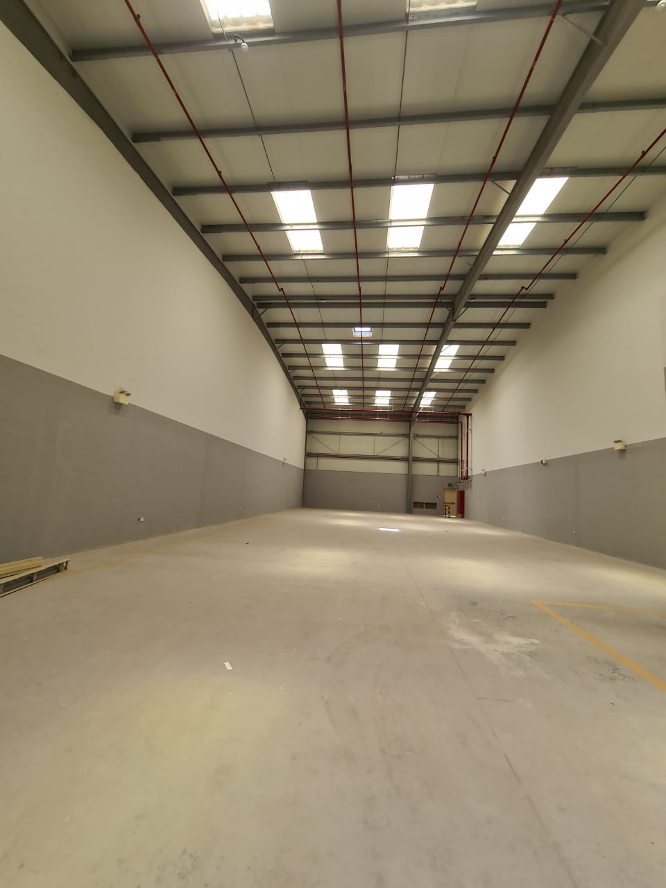 Super Brand New Gym - Al Quoz - Located on Prime Location - 5950 Sq Feet - Rent AED 600000/-